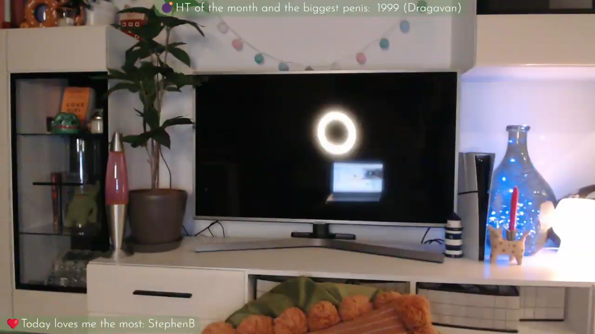 Gallery image thumbnail from LizzyPeach's myfreecams stream on, 05/26/2026, 23:38 image 16 of 20