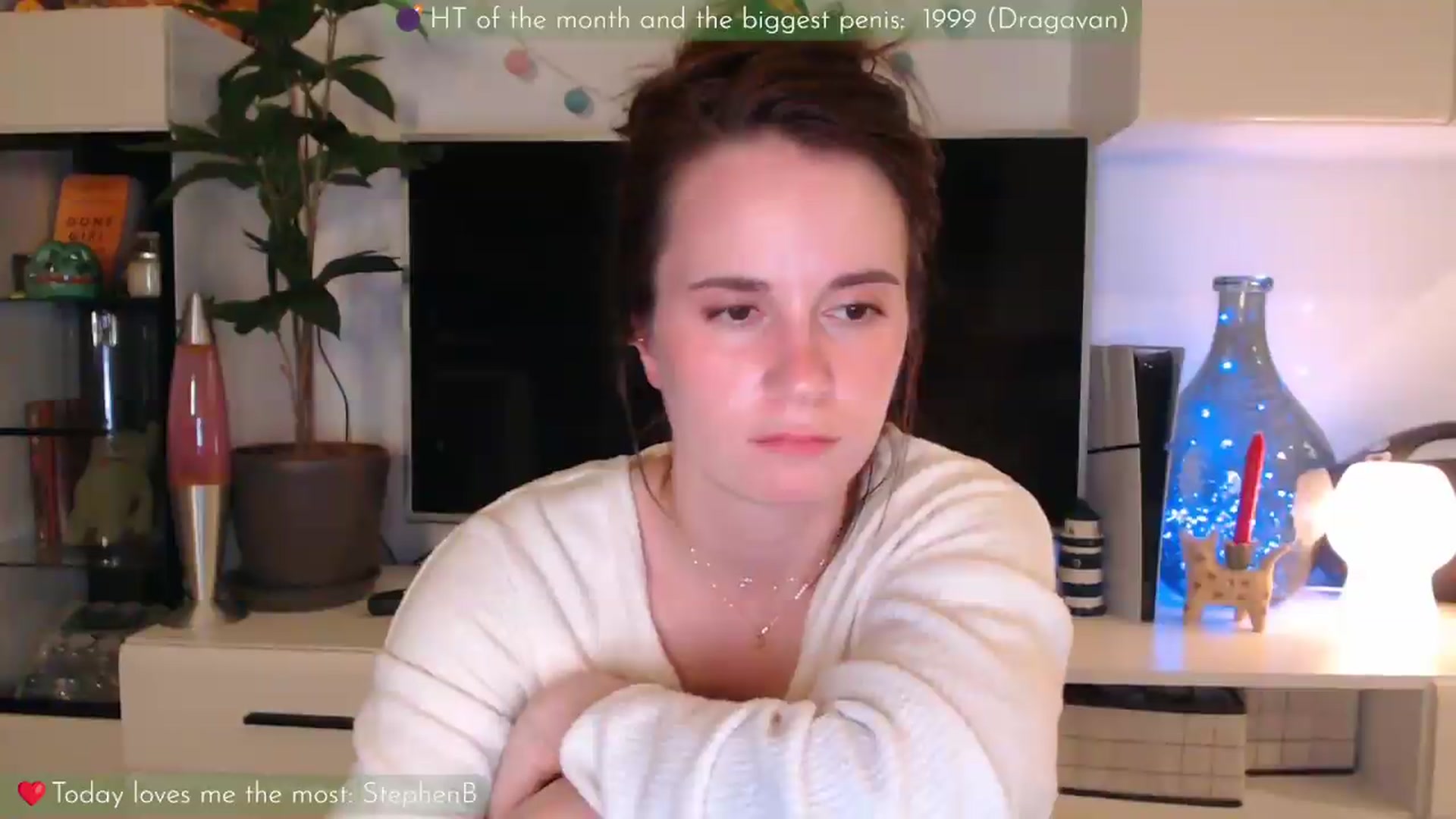 Gallery image thumbnail from LizzyPeach's myfreecams stream on, 05/27/2026, 23:32 image 14 of 20