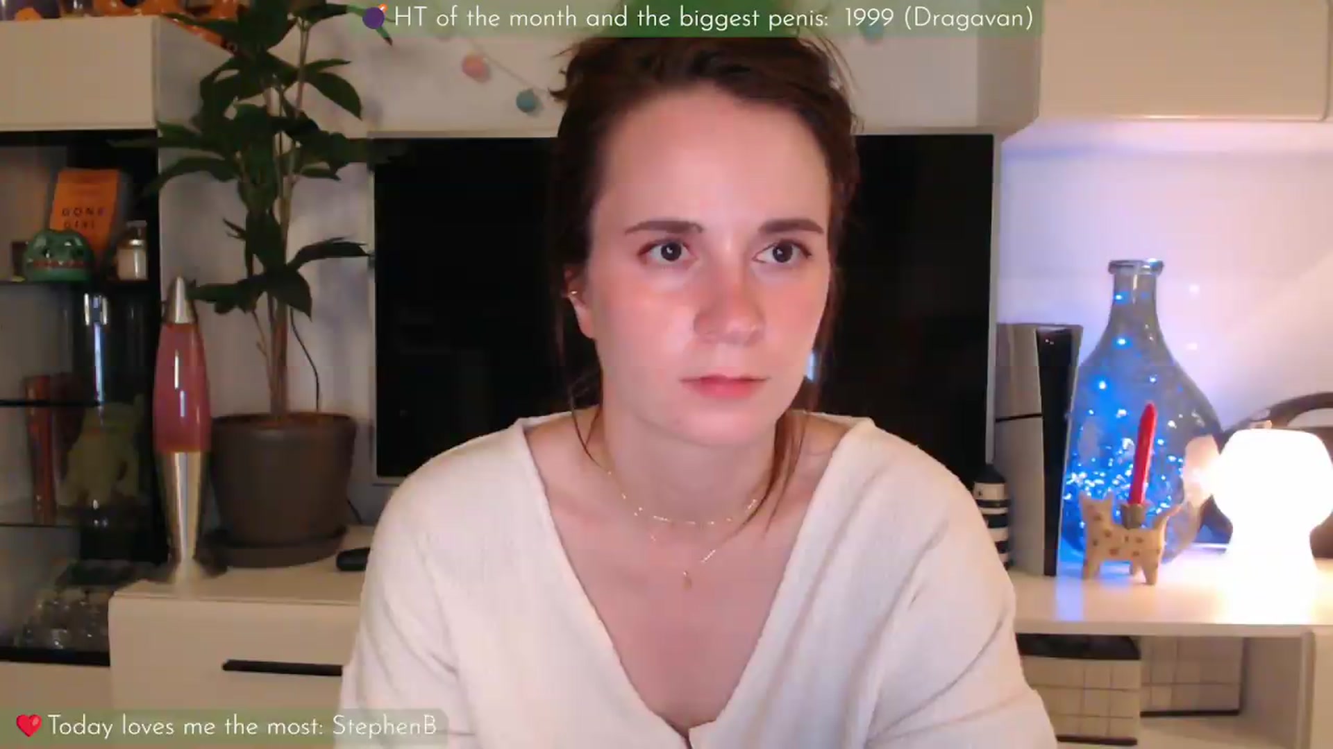 Gallery image thumbnail from LizzyPeach's myfreecams stream on, 05/27/2026, 23:32 image 18 of 20