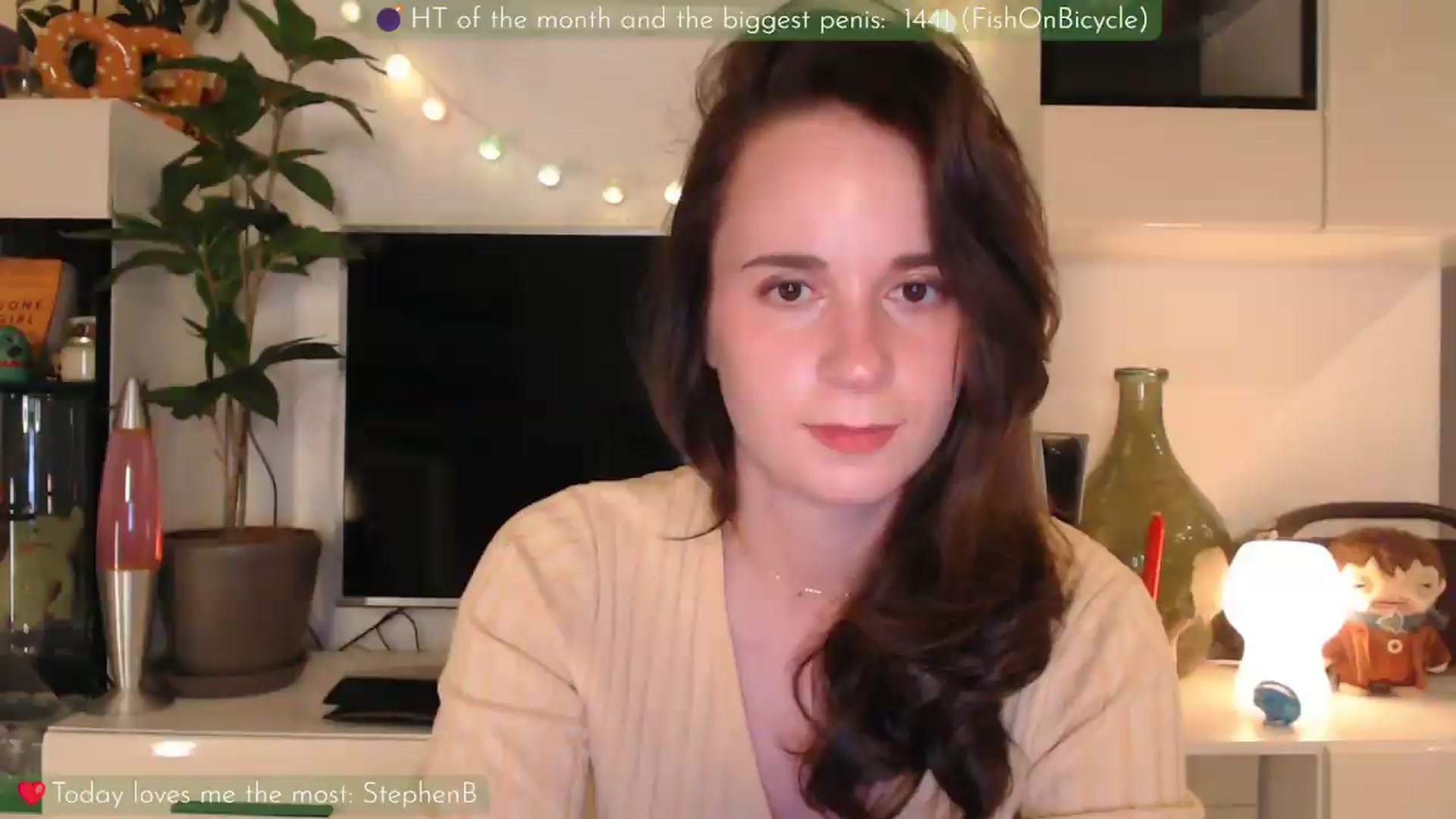 Gallery image thumbnail from LizzyPeach's myfreecams stream on, 06/04/2026, 23:41 image 15 of 20