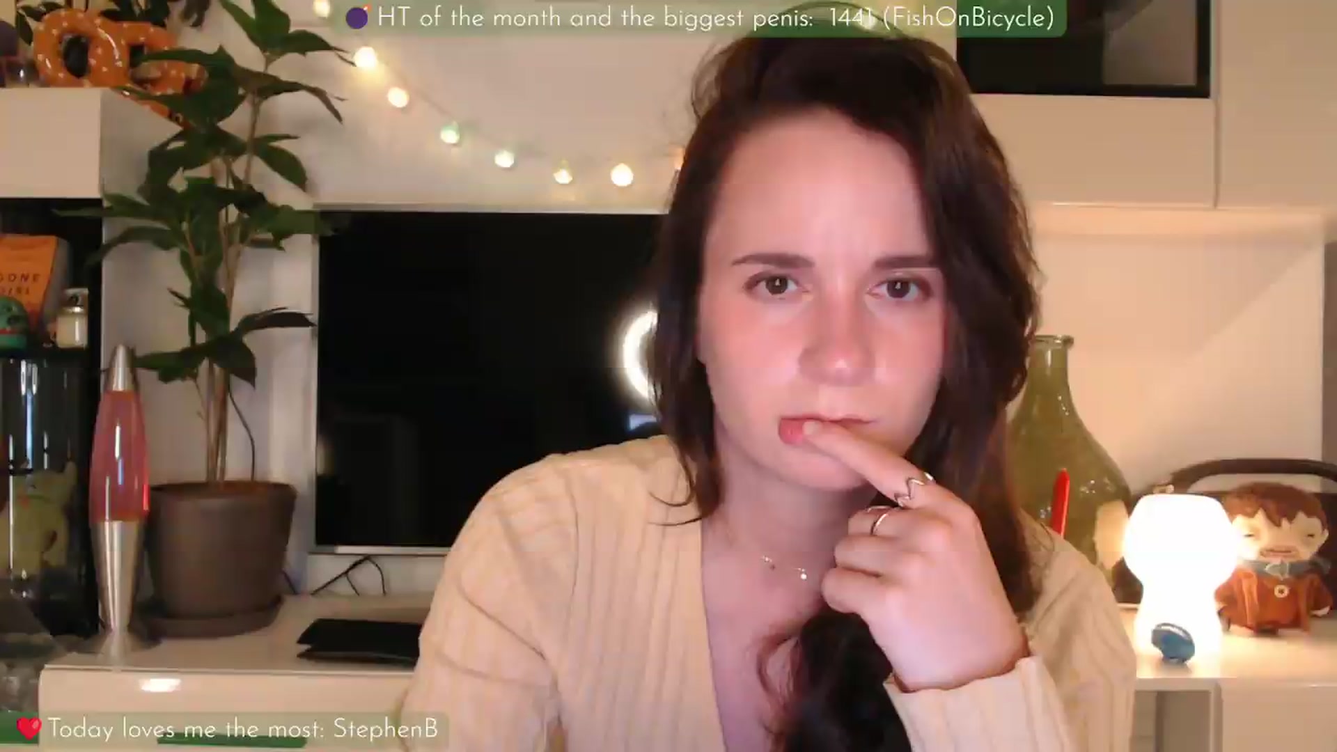 Gallery image thumbnail from LizzyPeach's myfreecams stream on, 06/04/2026, 23:41 image 17 of 20