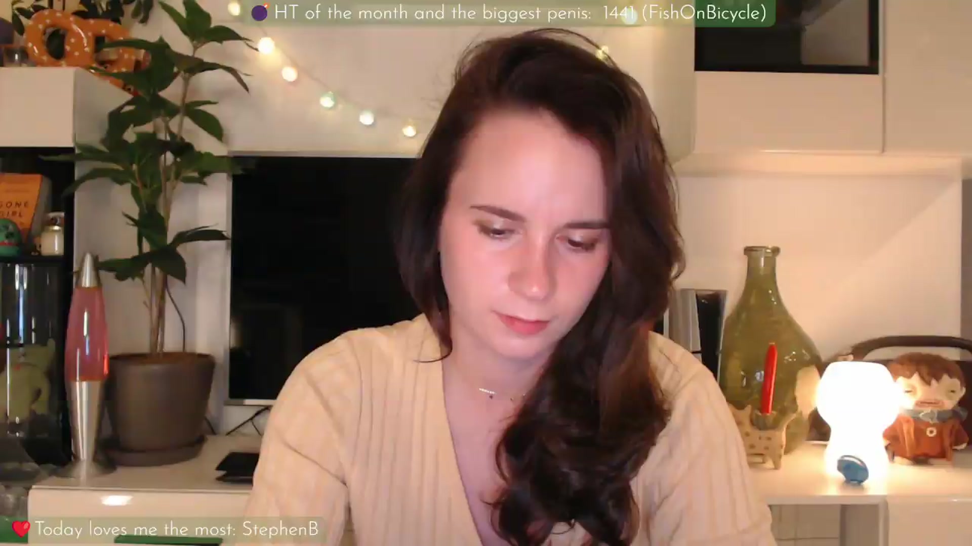 Gallery image thumbnail from LizzyPeach's myfreecams stream on, 06/04/2026, 23:41 image 14 of 20
