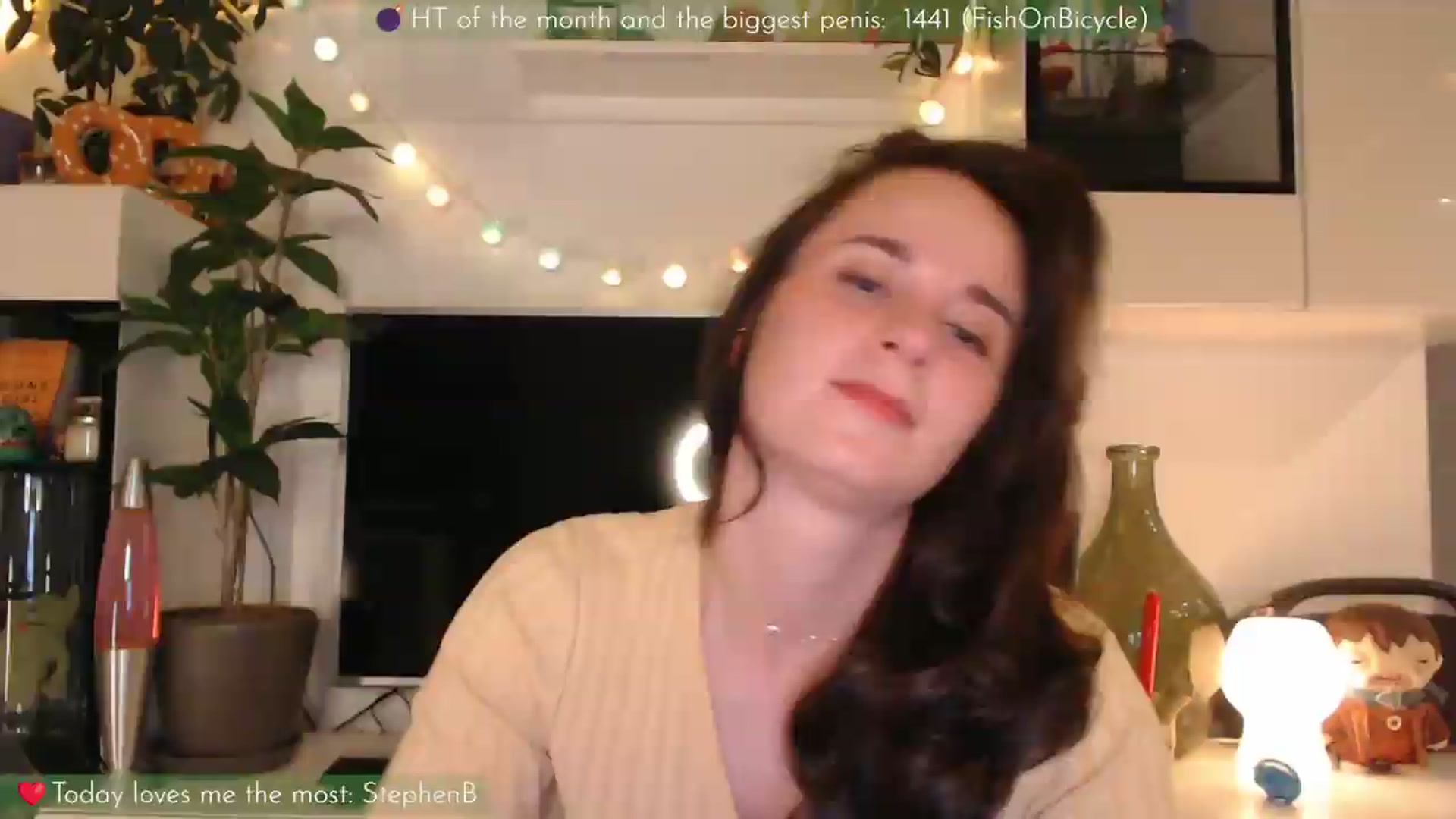 Gallery image thumbnail from LizzyPeach's myfreecams stream on, 06/04/2026, 23:41 image 13 of 20