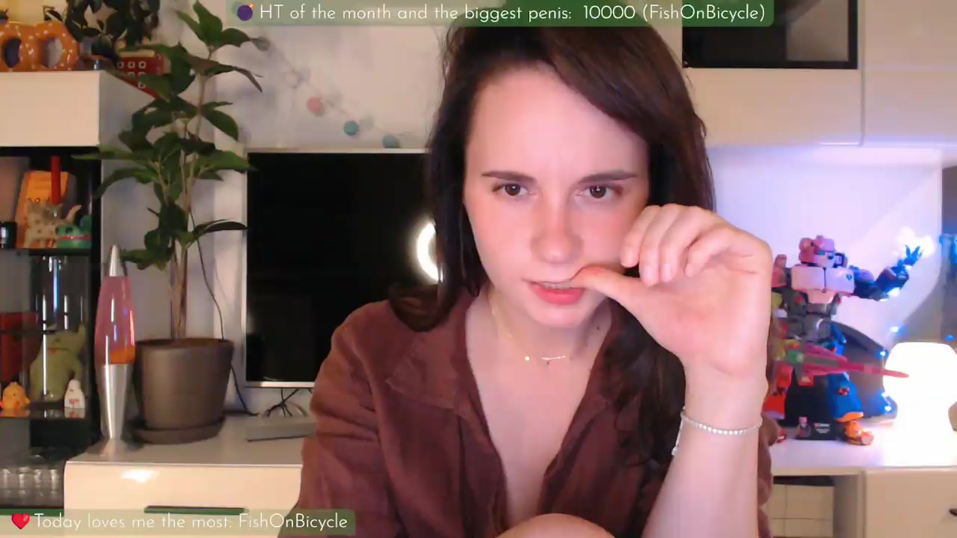 Gallery image thumbnail from LizzyPeach's myfreecams stream on, 06/26/2026, 23:40 image 16 of 20