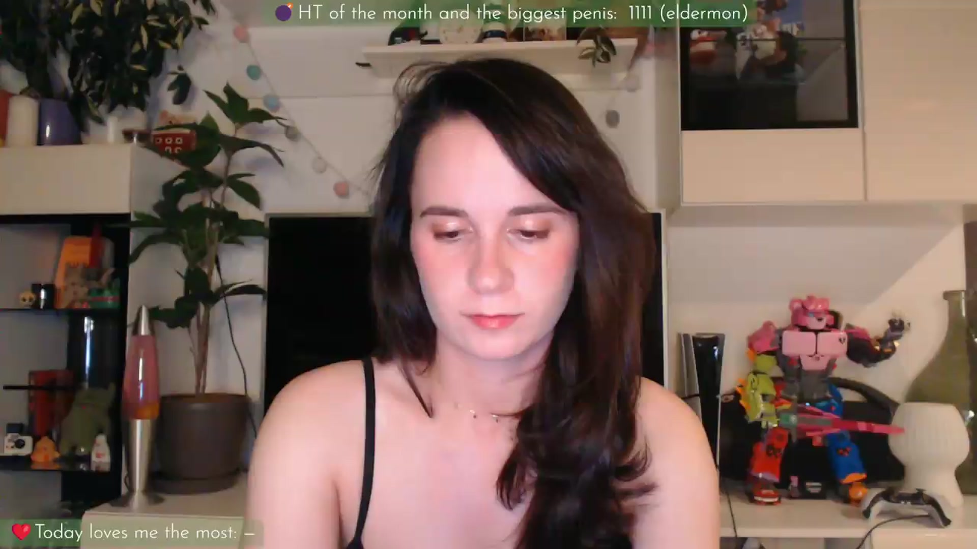 Gallery image thumbnail from LizzyPeach's myfreecams stream on, 08/11/2026, 22:32 image 7 of 20