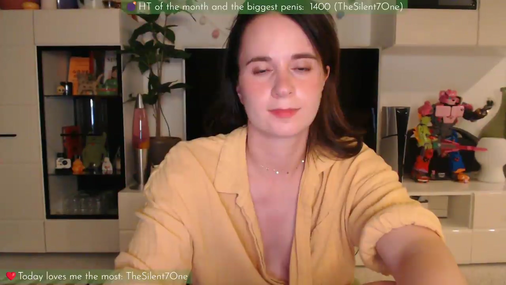 Gallery image thumbnail from LizzyPeach's myfreecams stream on, 08/15/2026, 23:55 image 16 of 20