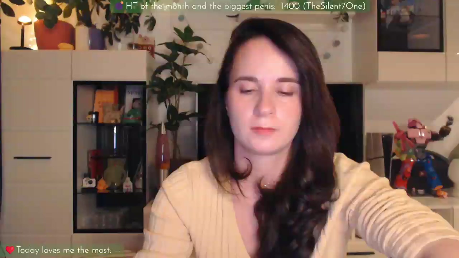 Gallery image thumbnail from LizzyPeach's myfreecams stream on, 08/17/2026, 23:44 image 1 of 20