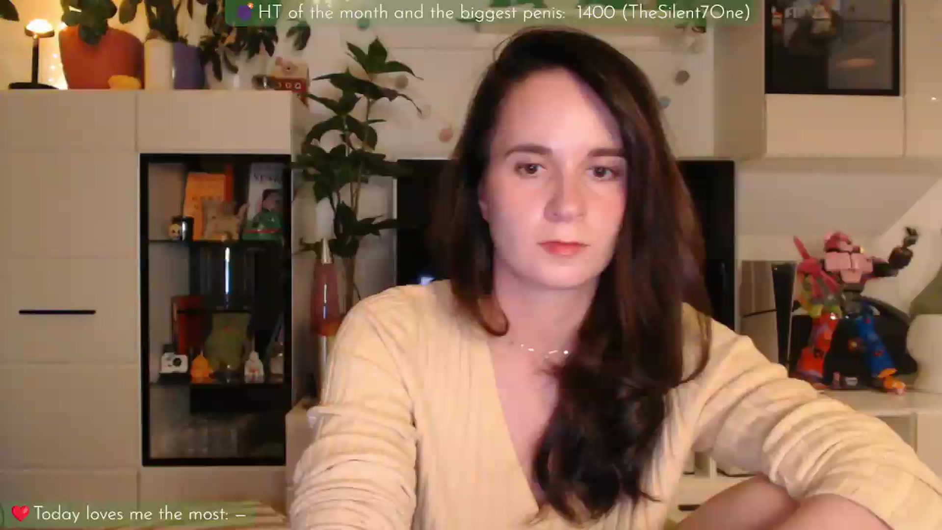 Gallery image thumbnail from LizzyPeach's myfreecams stream on, 08/17/2026, 23:44 image 14 of 20