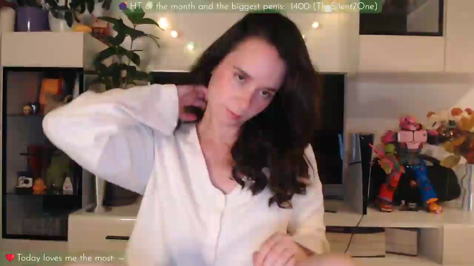 Gallery image thumbnail from LizzyPeach's myfreecams stream on, 08/30/2026, 23:25 image 1 of 20