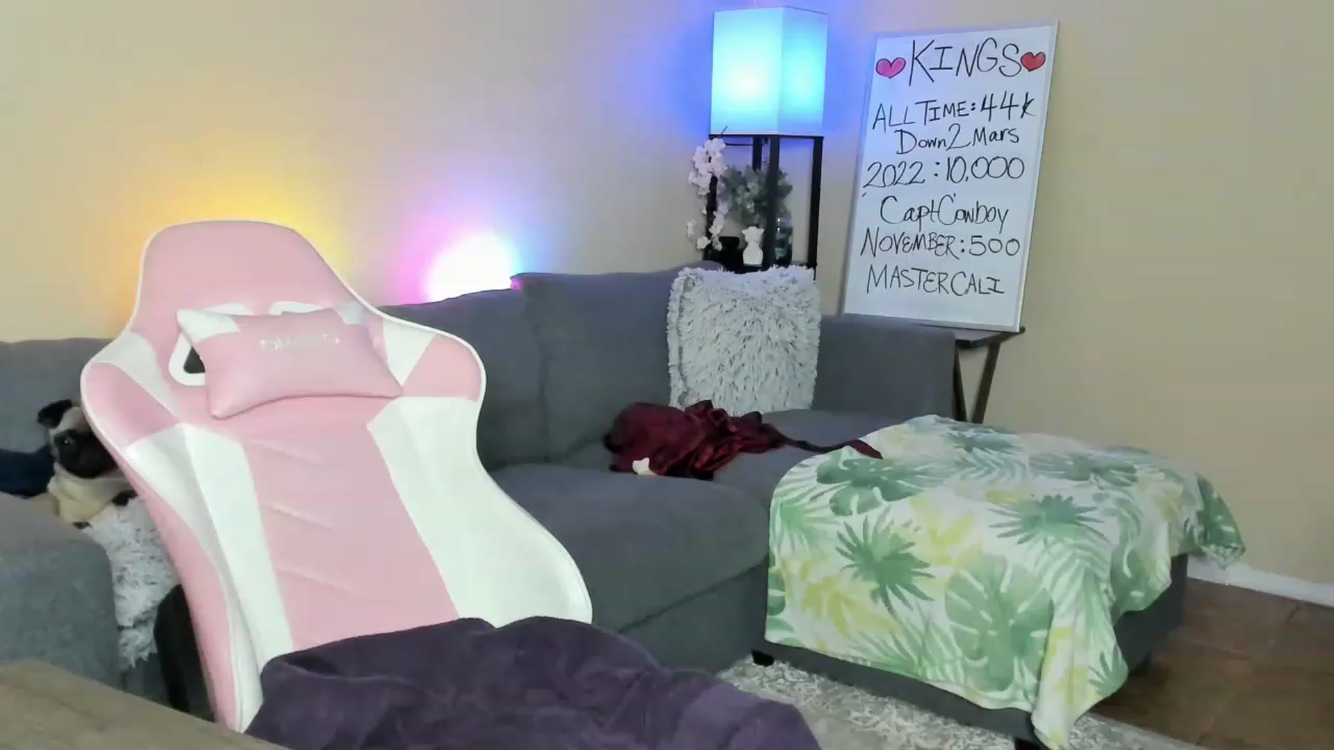 Gallery image thumbnail from LizzySmalls's myfreecams stream on, 11/16/2022, 08:06 image 12 of 20