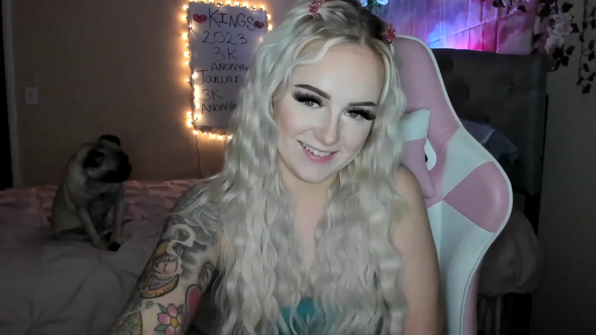 Gallery image thumbnail from LizzySmallz's myfreecams stream on, 01/05/2023, 10:20 image 1 of 20