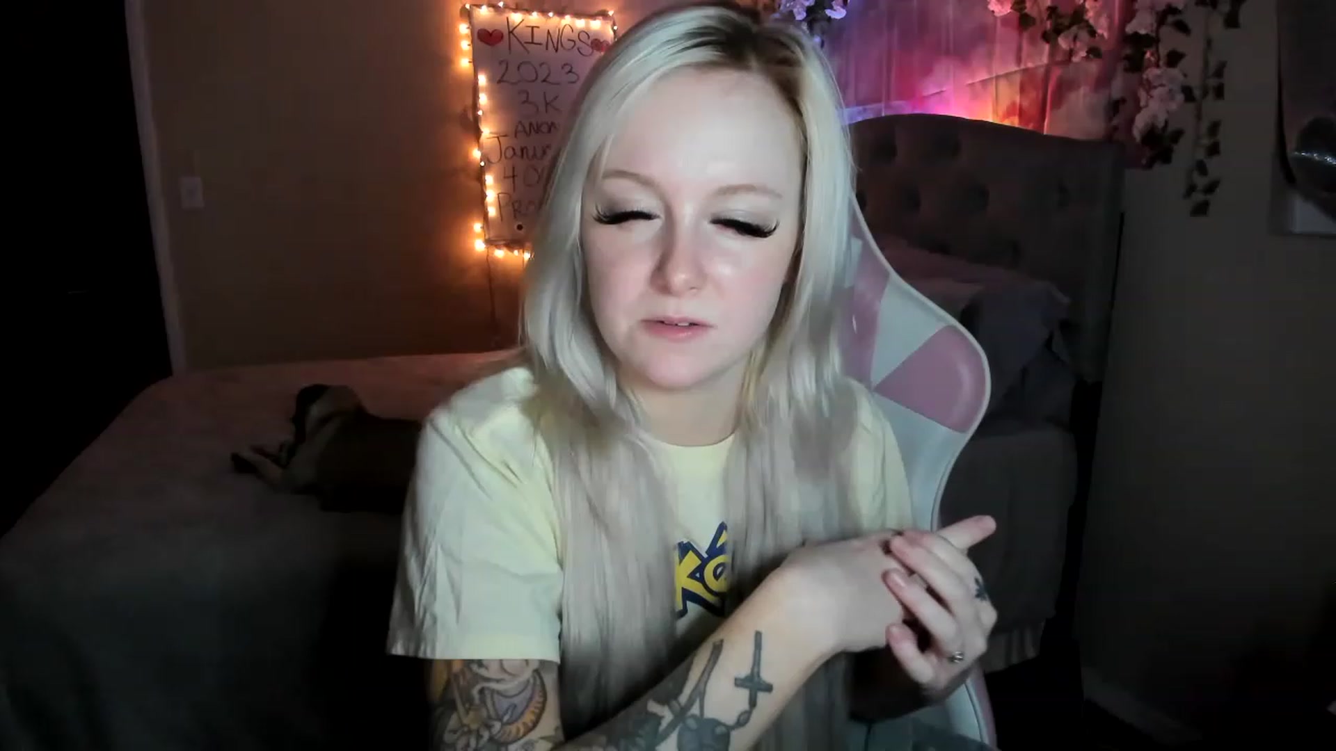 Gallery image thumbnail from LizzySmallz's myfreecams stream on, 01/18/2023, 09:32 image 9 of 20