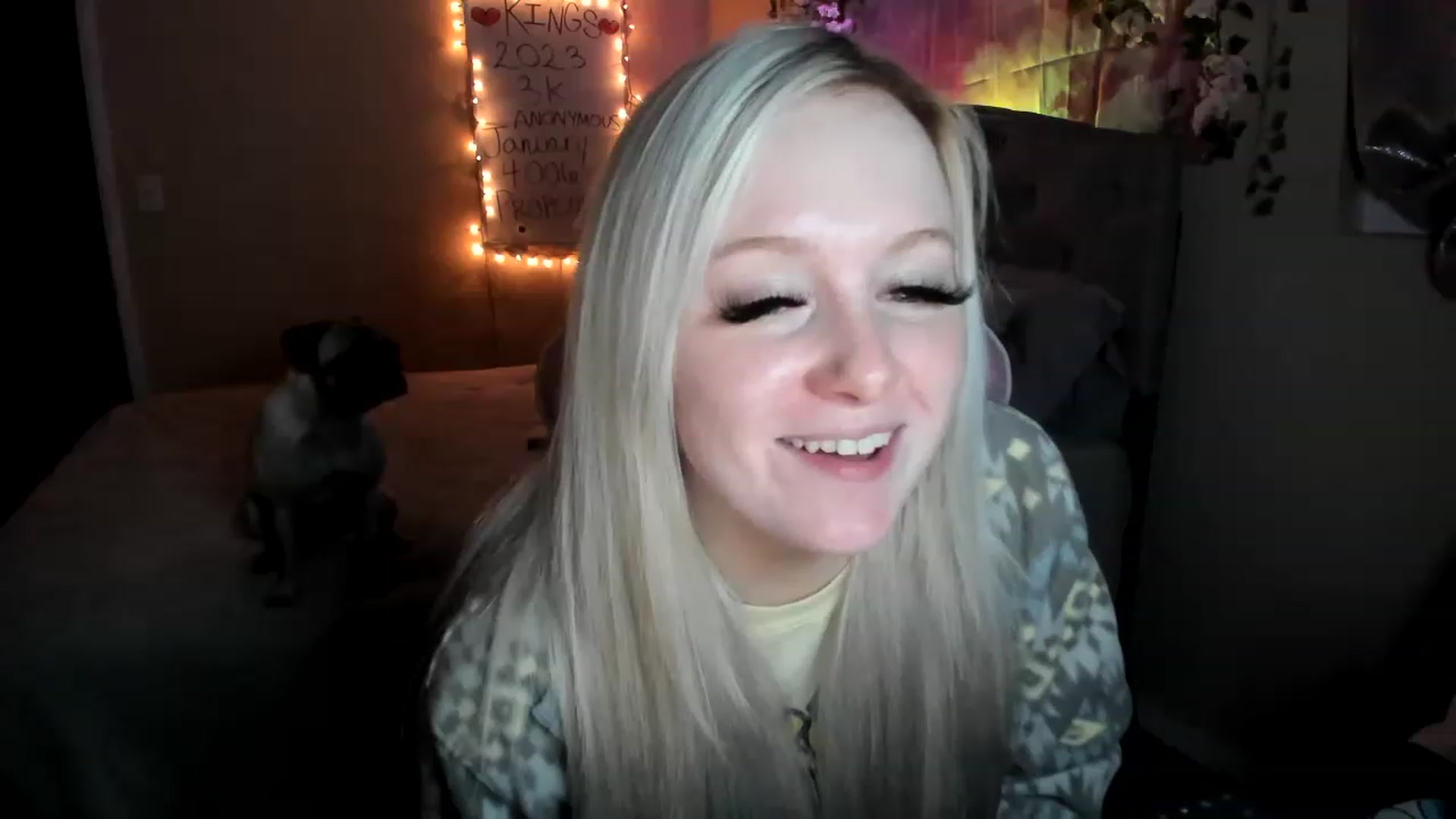 Gallery image thumbnail from LizzySmallz's myfreecams stream on, 01/18/2023, 09:32 image 18 of 20
