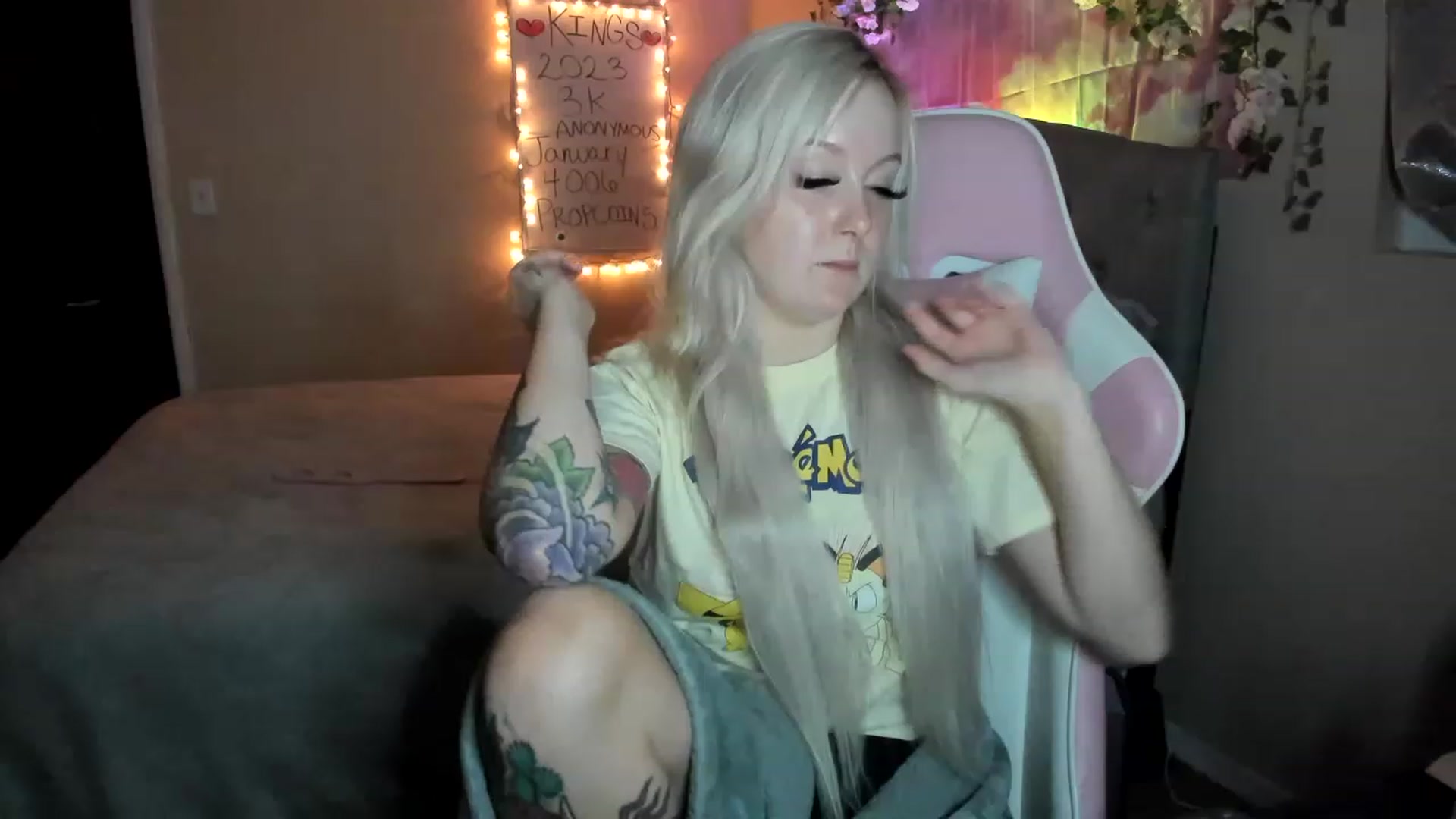 Gallery image thumbnail from LizzySmallz's myfreecams stream on, 01/18/2023, 09:32 image 4 of 20