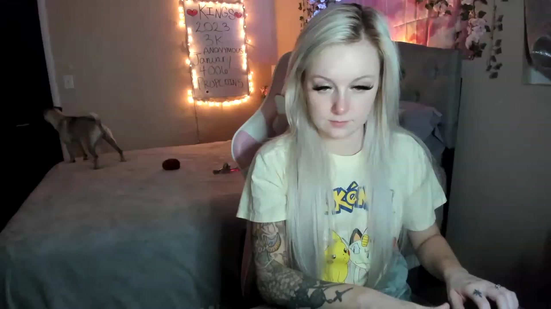 Gallery image thumbnail from LizzySmallz's myfreecams stream on, 01/18/2023, 11:50 image 6 of 20