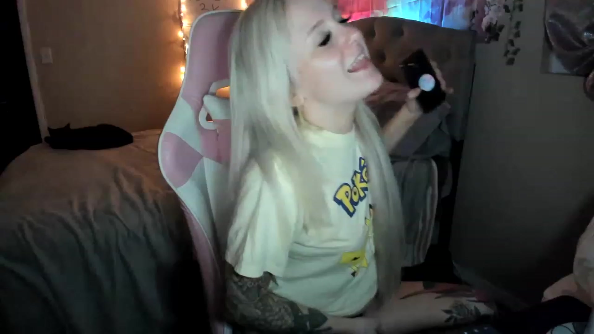 Gallery image thumbnail from LizzySmallz's myfreecams stream on, 01/18/2023, 12:24 image 5 of 20