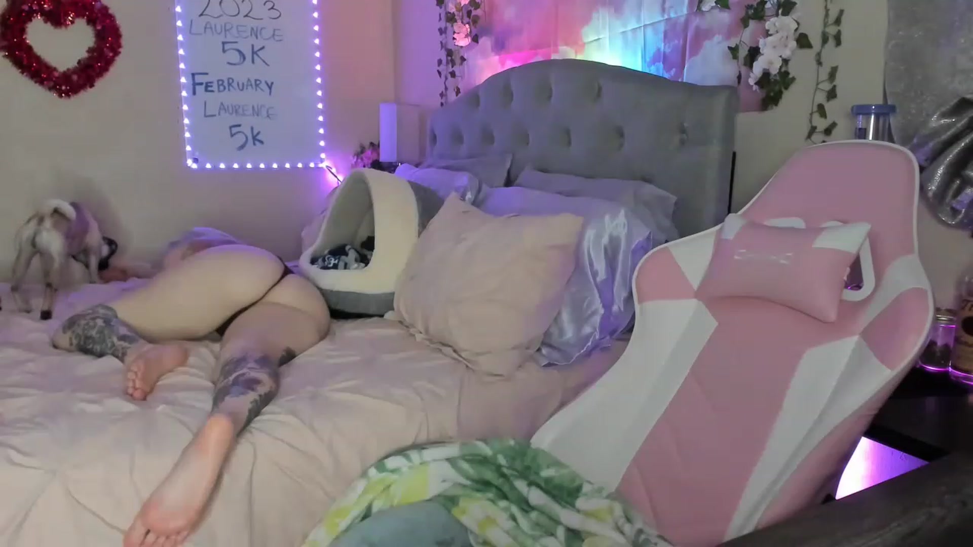 Gallery image thumbnail from LizzySmallz's myfreecams stream on, 02/04/2023, 09:56 image 11 of 20