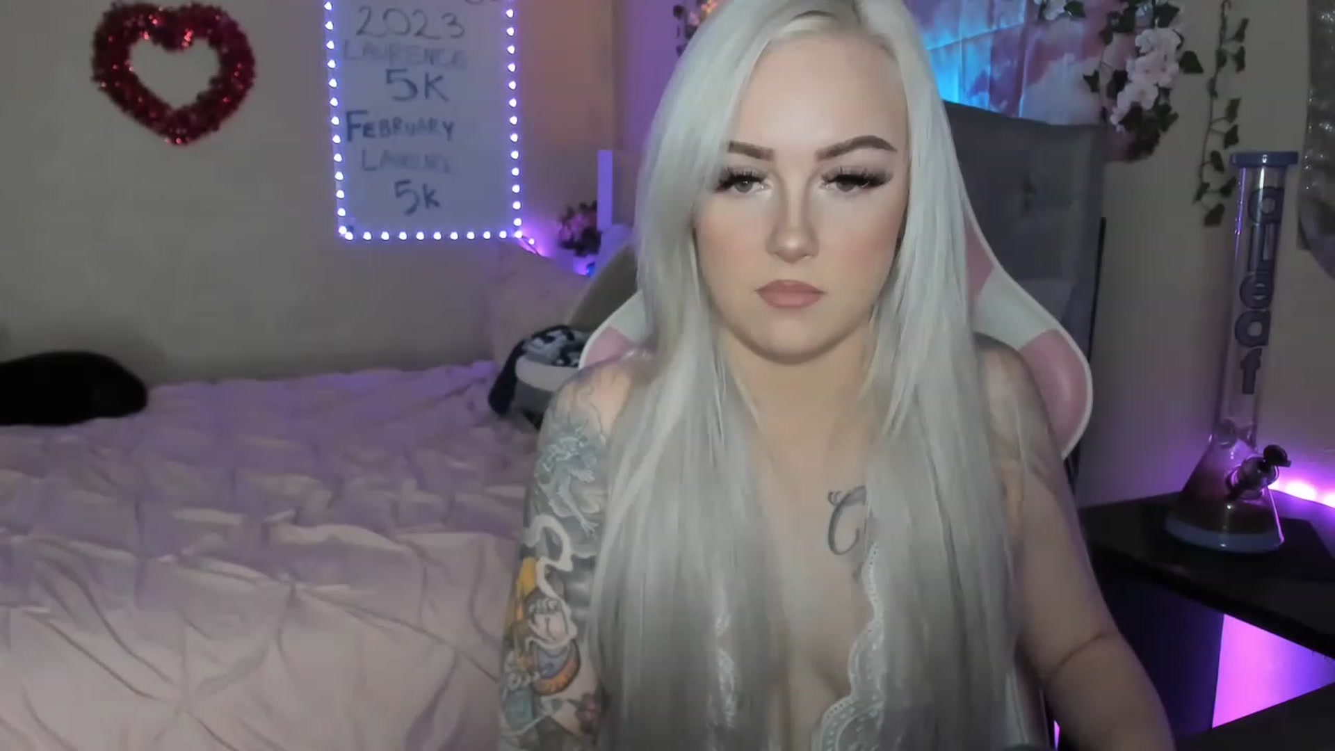Gallery image thumbnail from LizzySmallz's myfreecams stream on, 02/07/2023, 08:54 image 8 of 20