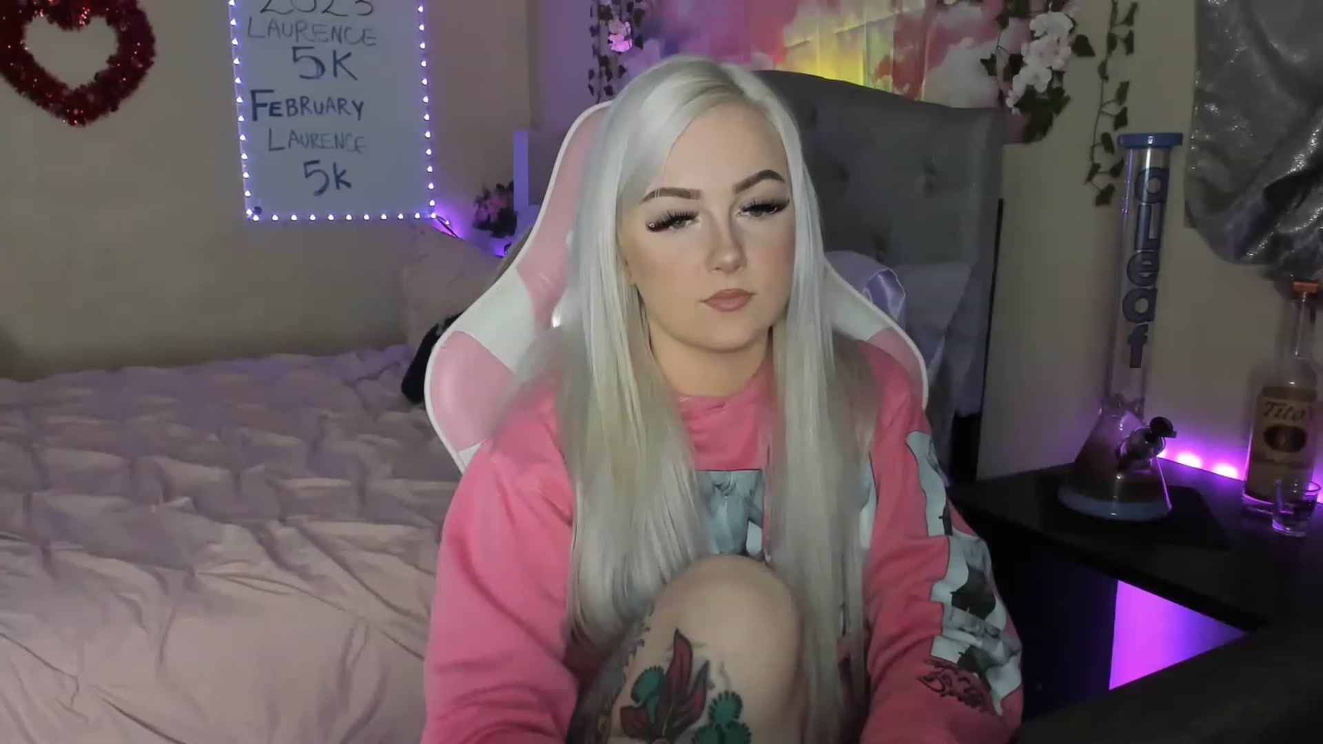 Gallery image thumbnail from LizzySmallz's myfreecams stream on, 02/07/2023, 08:54 image 5 of 20