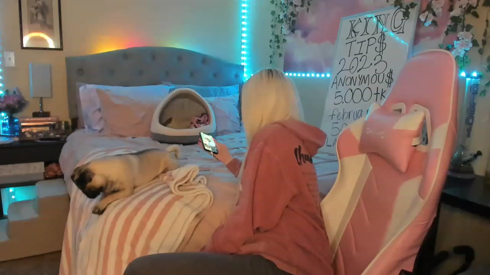 Gallery image thumbnail from LizzySmallz's myfreecams stream on, 02/27/2023, 09:31 image 2 of 20