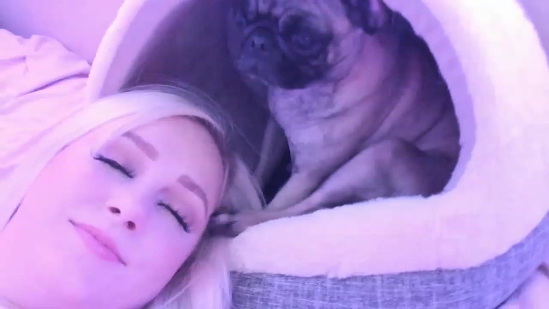 Gallery image thumbnail from LizzySmallz's myfreecams stream on, 04/02/2023, 11:42 image 1 of 20