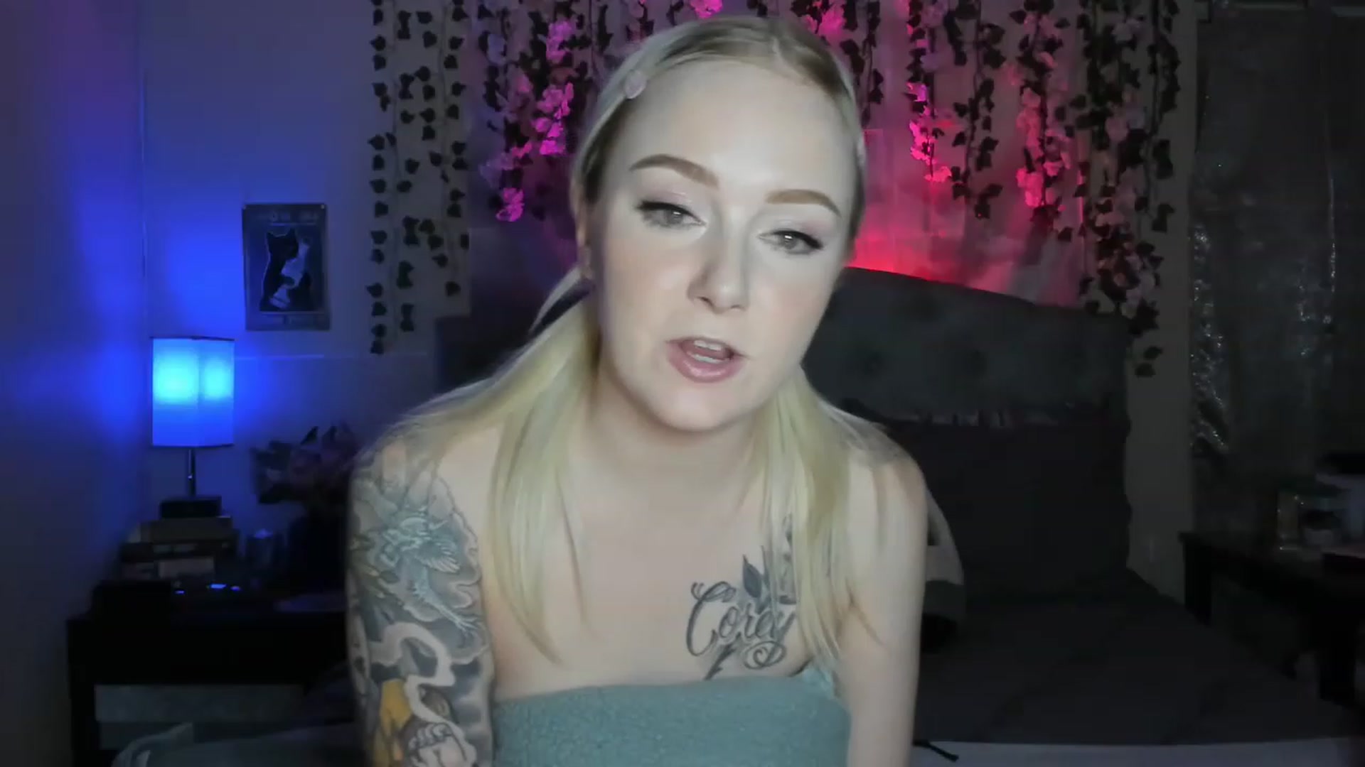 Gallery image thumbnail from LizzySmallz's myfreecams stream on, 05/21/2023, 09:04 image 16 of 20