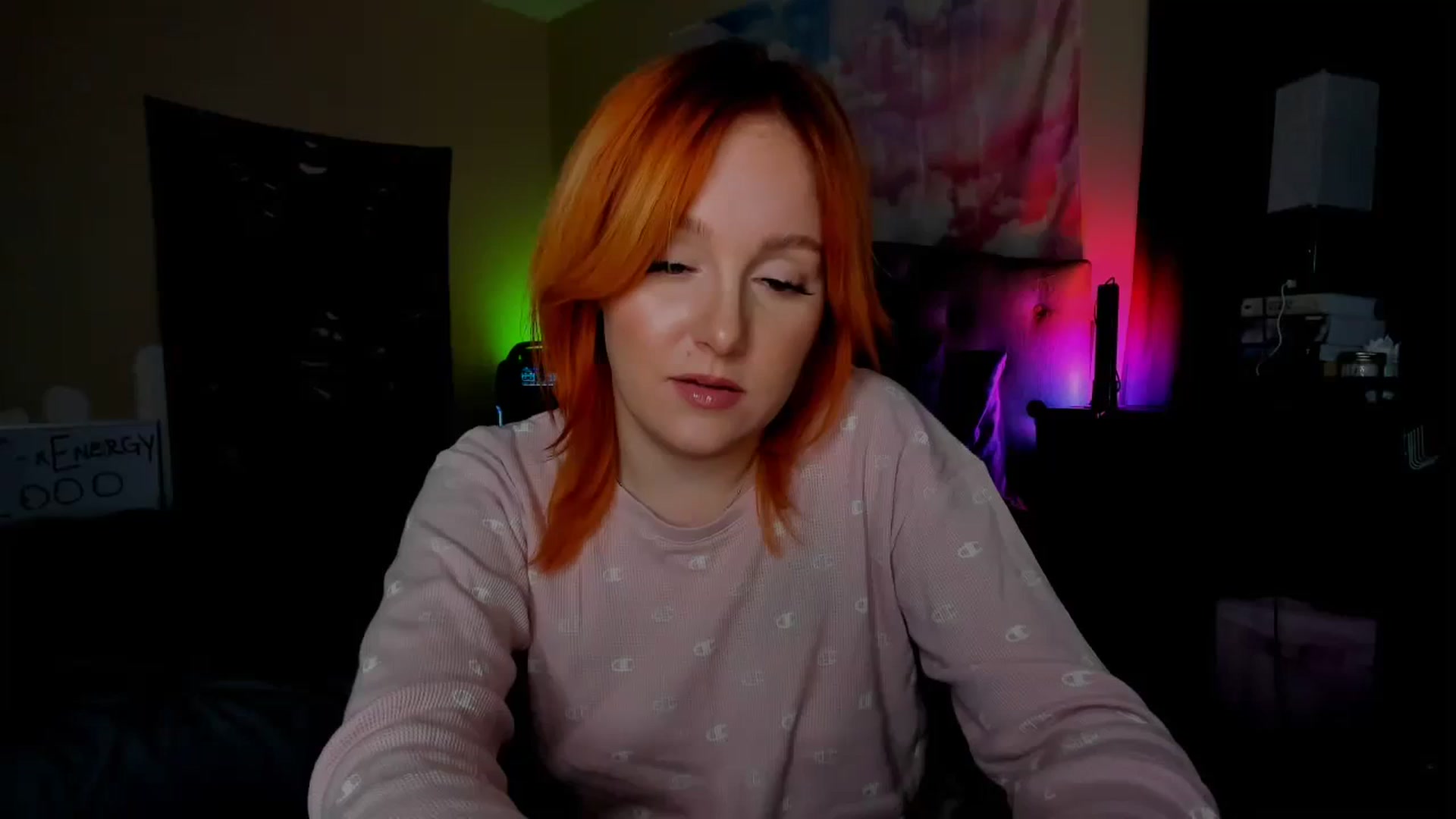 Gallery image thumbnail from LizzySmallz's myfreecams stream on, 12/19/2023, 11:25 image 1 of 20