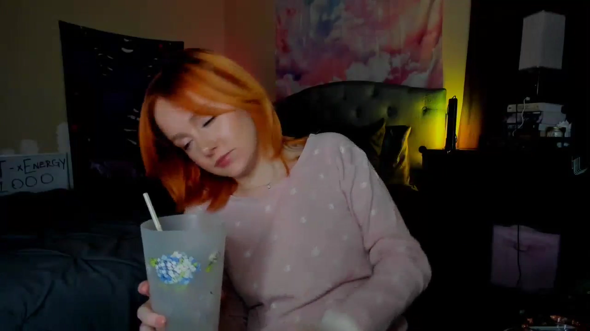 Gallery image thumbnail from LizzySmallz's myfreecams stream on, 12/19/2023, 11:25 image 3 of 20