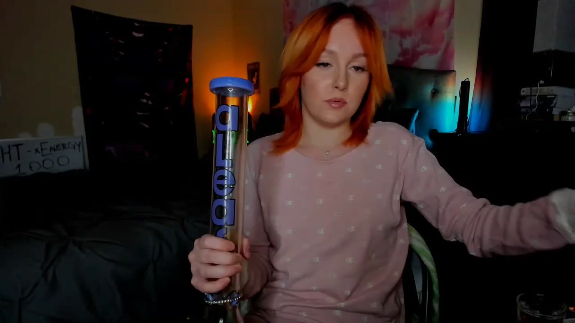 Gallery image thumbnail from LizzySmallz's myfreecams stream on, 12/19/2023, 11:25 image 9 of 20