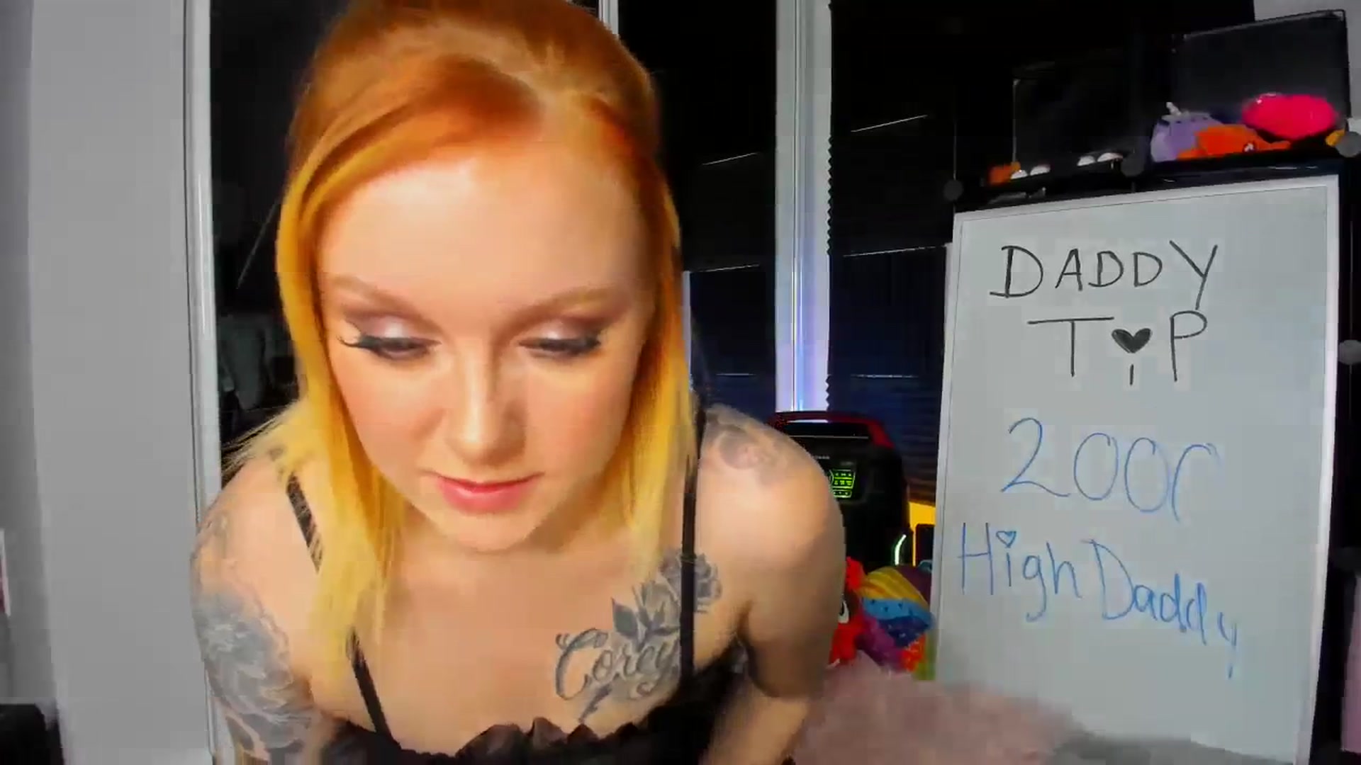 Gallery image thumbnail from LizzySmallz's myfreecams stream on, 01/14/2024, 09:28 image 11 of 20