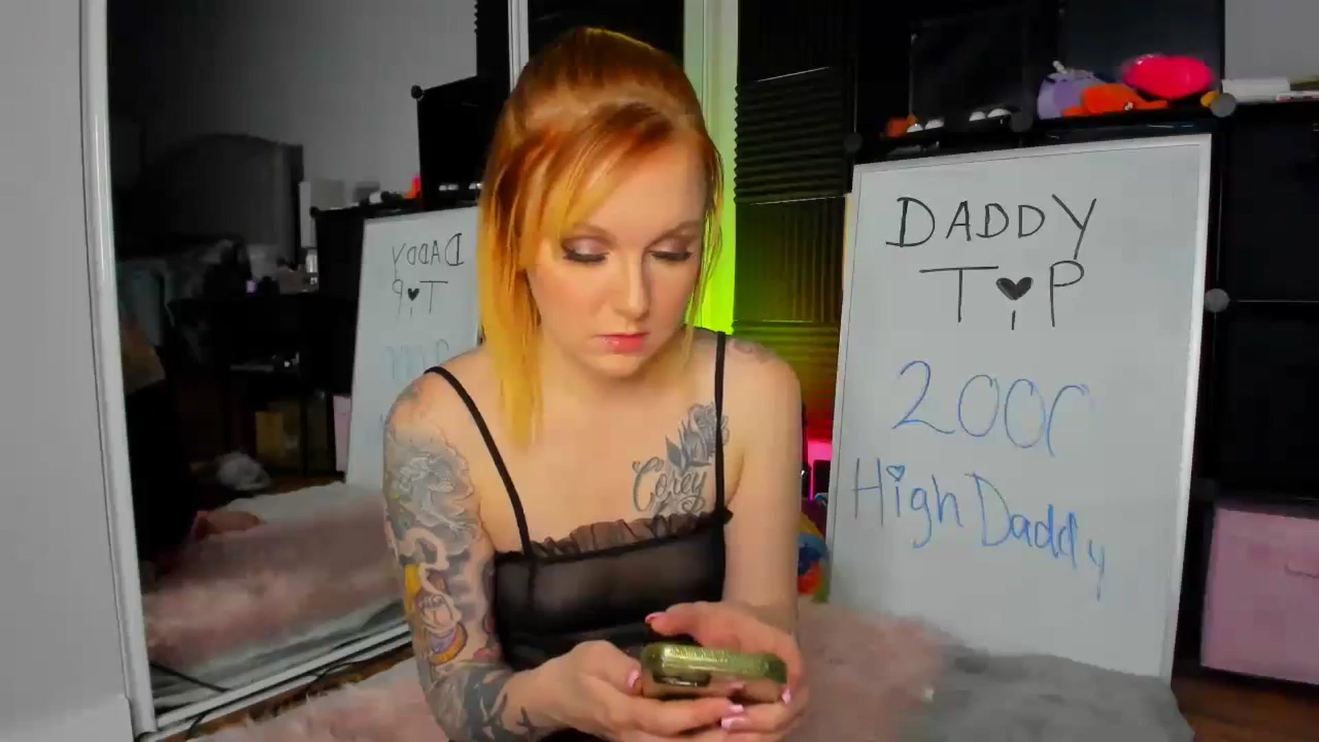 Gallery image thumbnail from LizzySmallz's myfreecams stream on, 01/14/2024, 10:14 image 13 of 20