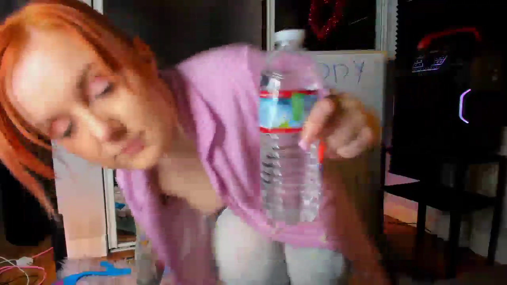 Gallery image thumbnail from LizzySmallz's myfreecams stream on, 01/29/2024, 11:24 image 11 of 20