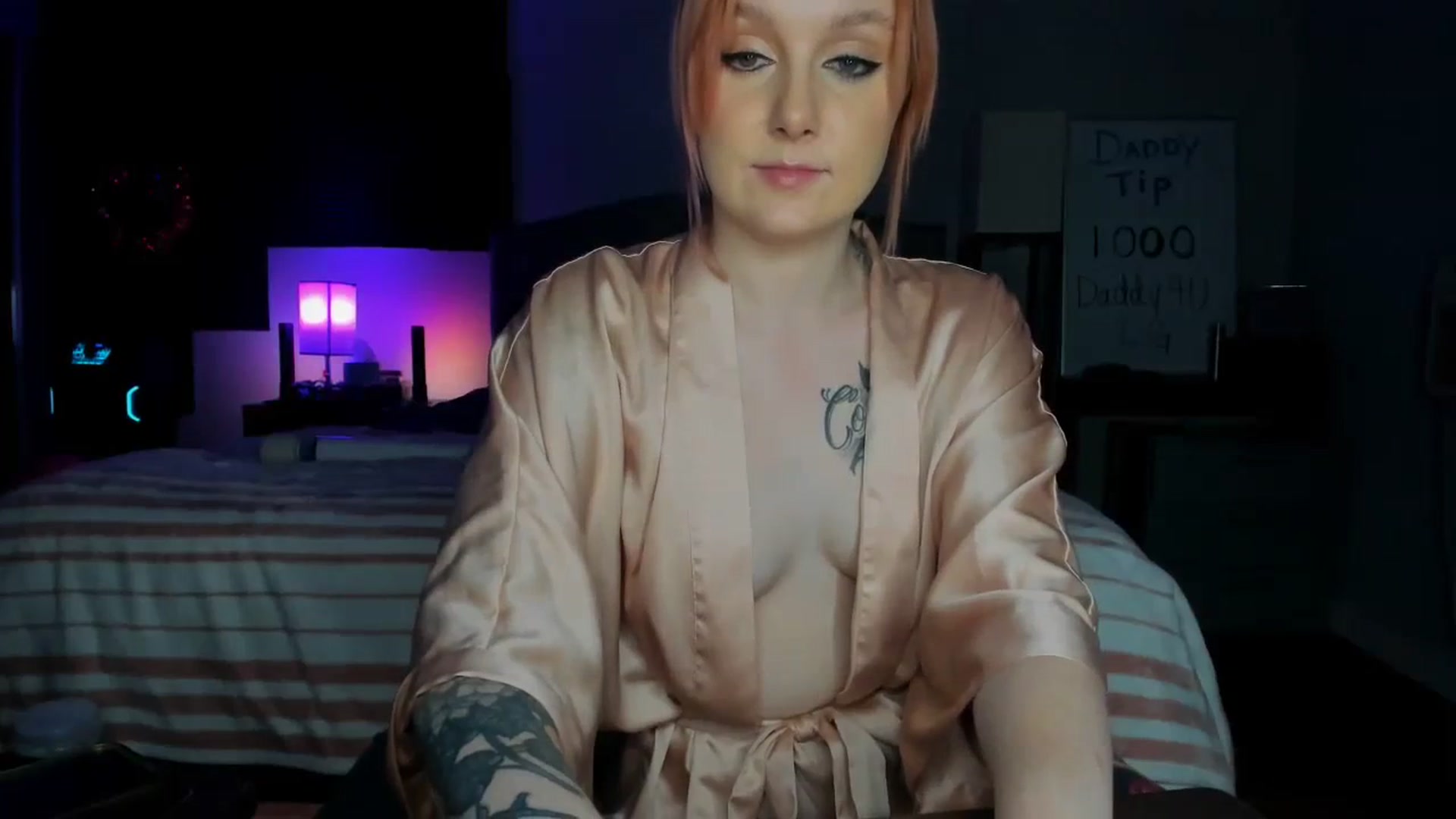 Gallery image thumbnail from LizzySmallz's myfreecams stream on, 02/03/2024, 11:37 image 18 of 20