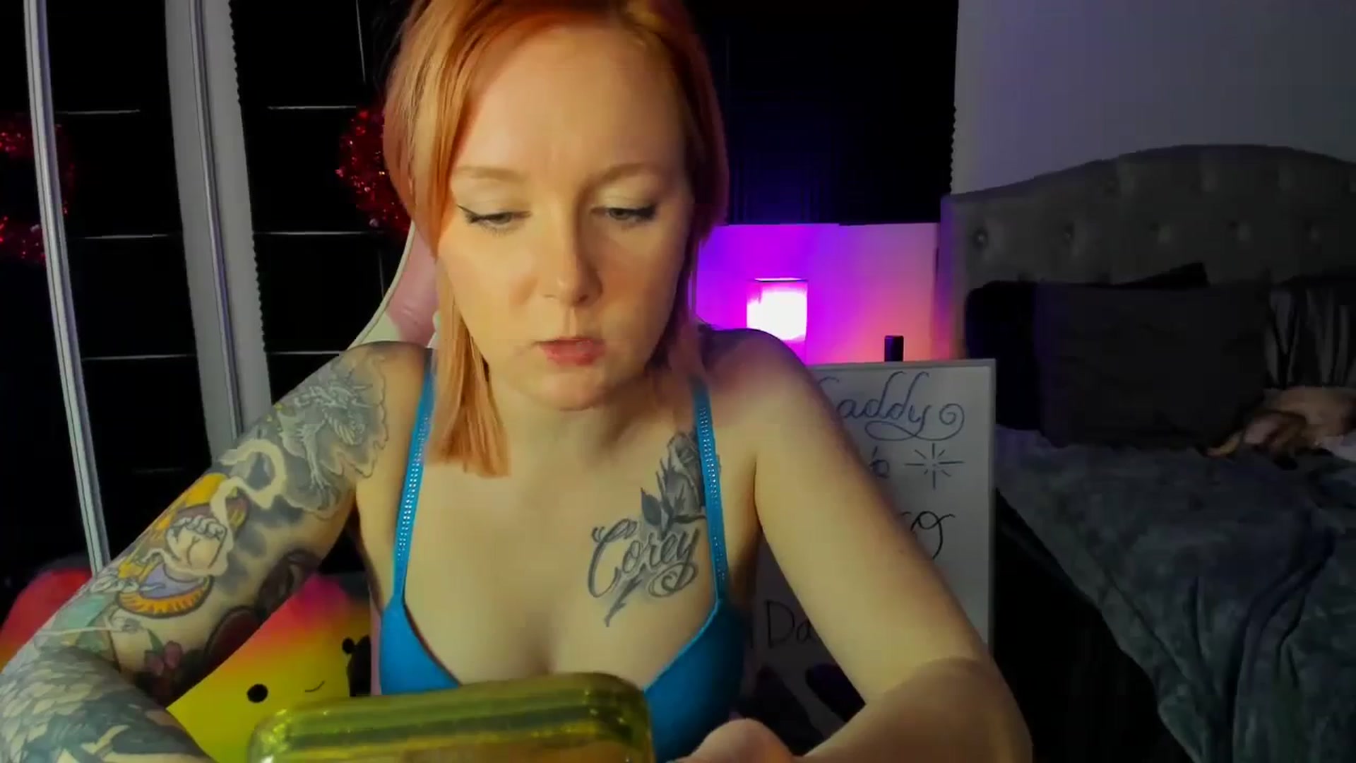 Gallery image thumbnail from LizzySmallz's myfreecams stream on, 02/12/2024, 08:06 image 5 of 20