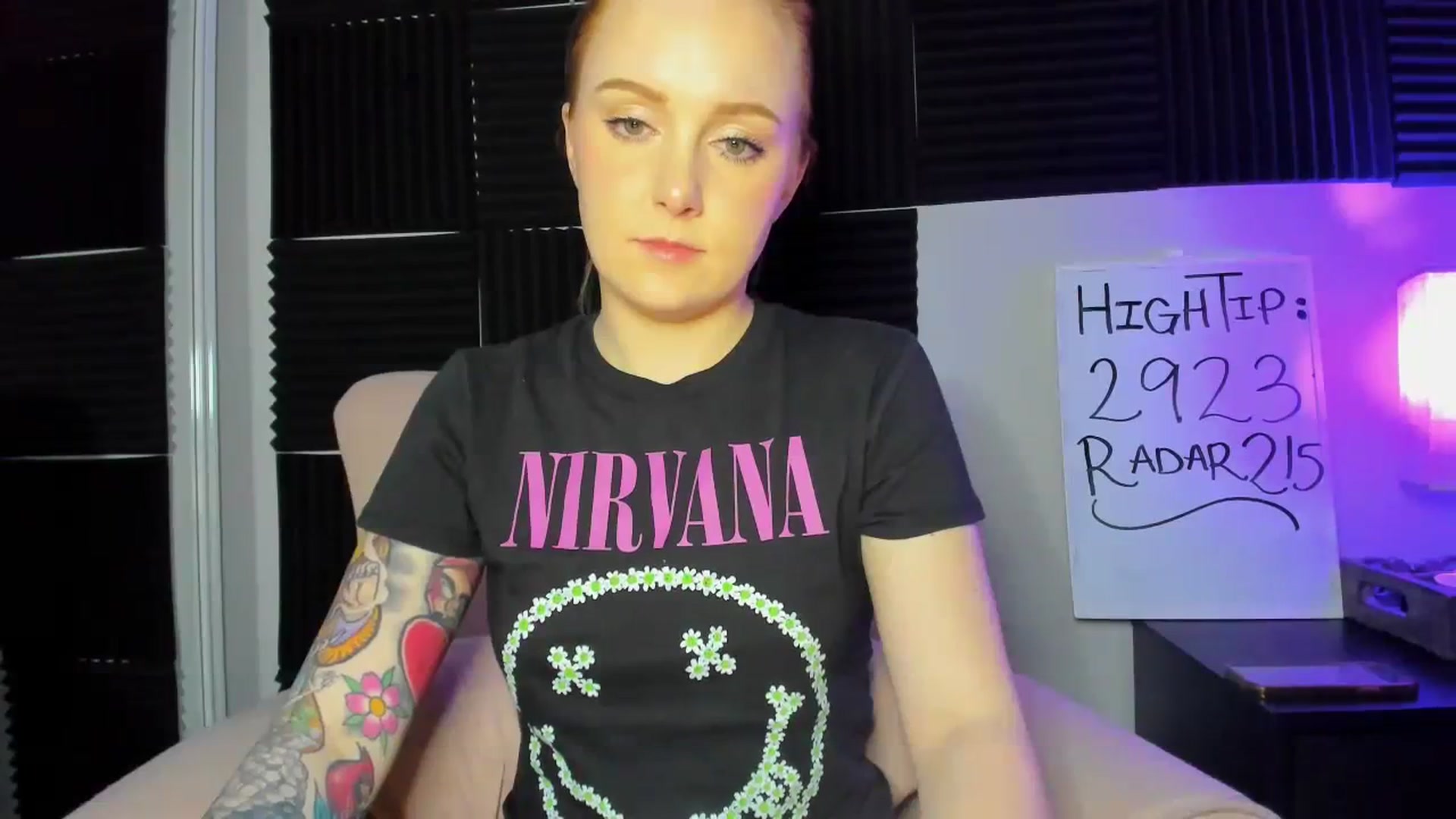 Gallery image thumbnail from LizzySmallz's myfreecams stream on, 03/08/2024, 08:49 image 18 of 20
