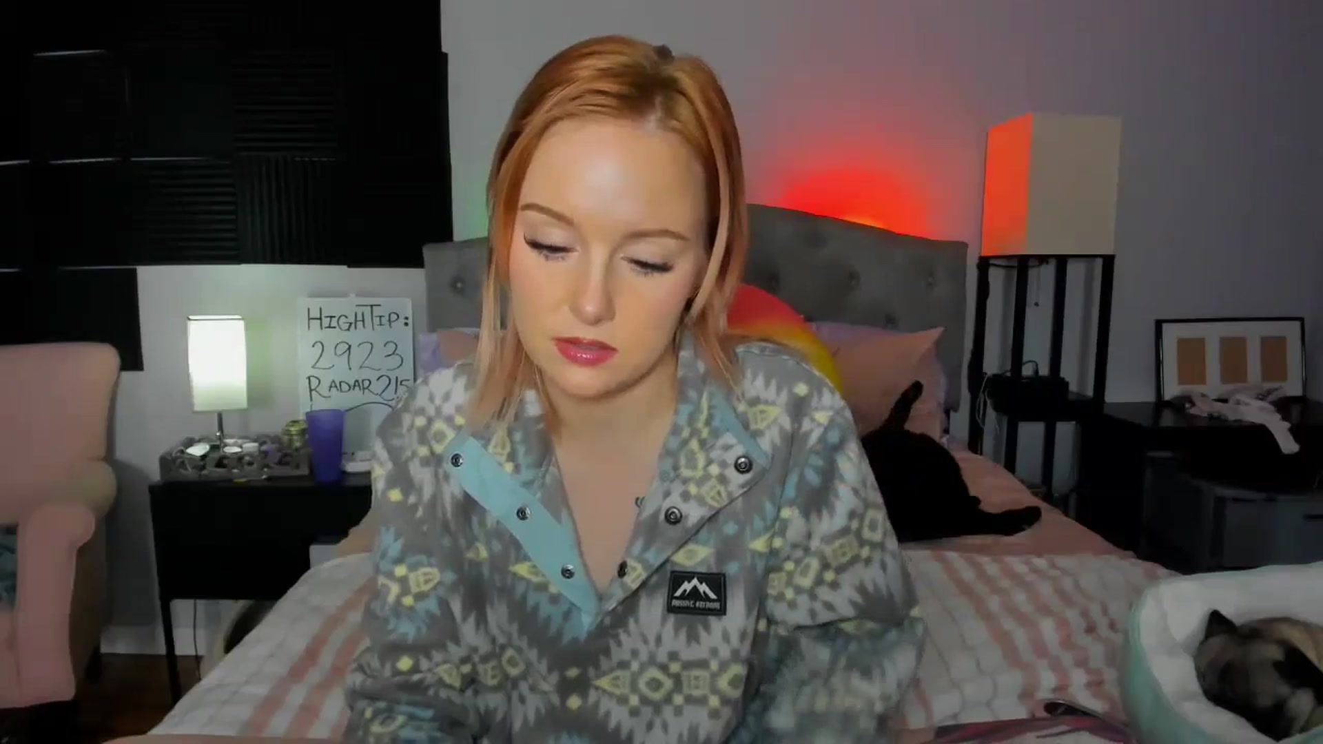 Gallery image thumbnail from LizzySmallz's myfreecams stream on, 03/10/2024, 10:56 image 9 of 20