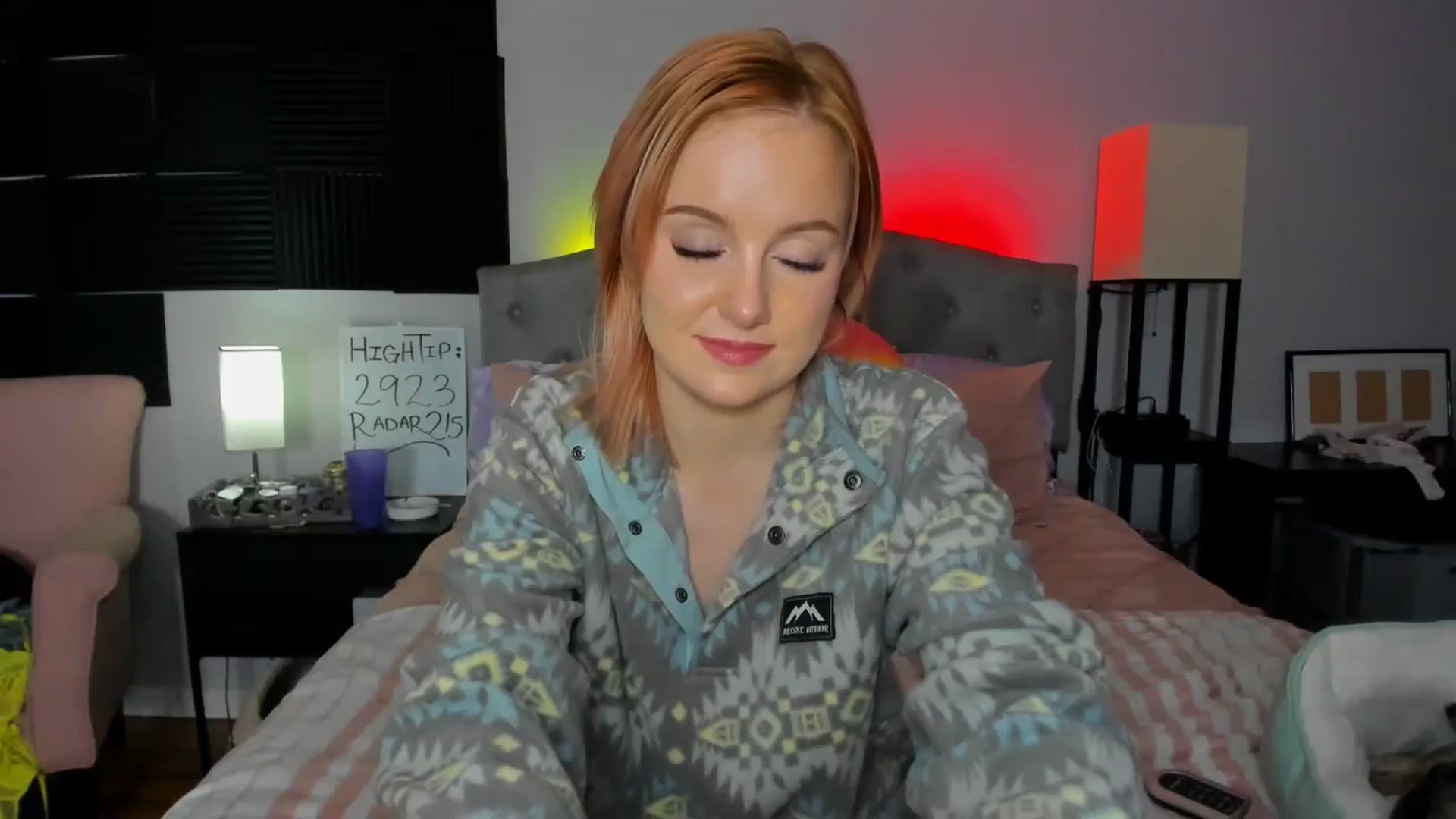 Gallery image thumbnail from LizzySmallz's myfreecams stream on, 03/10/2024, 12:24 image 3 of 20