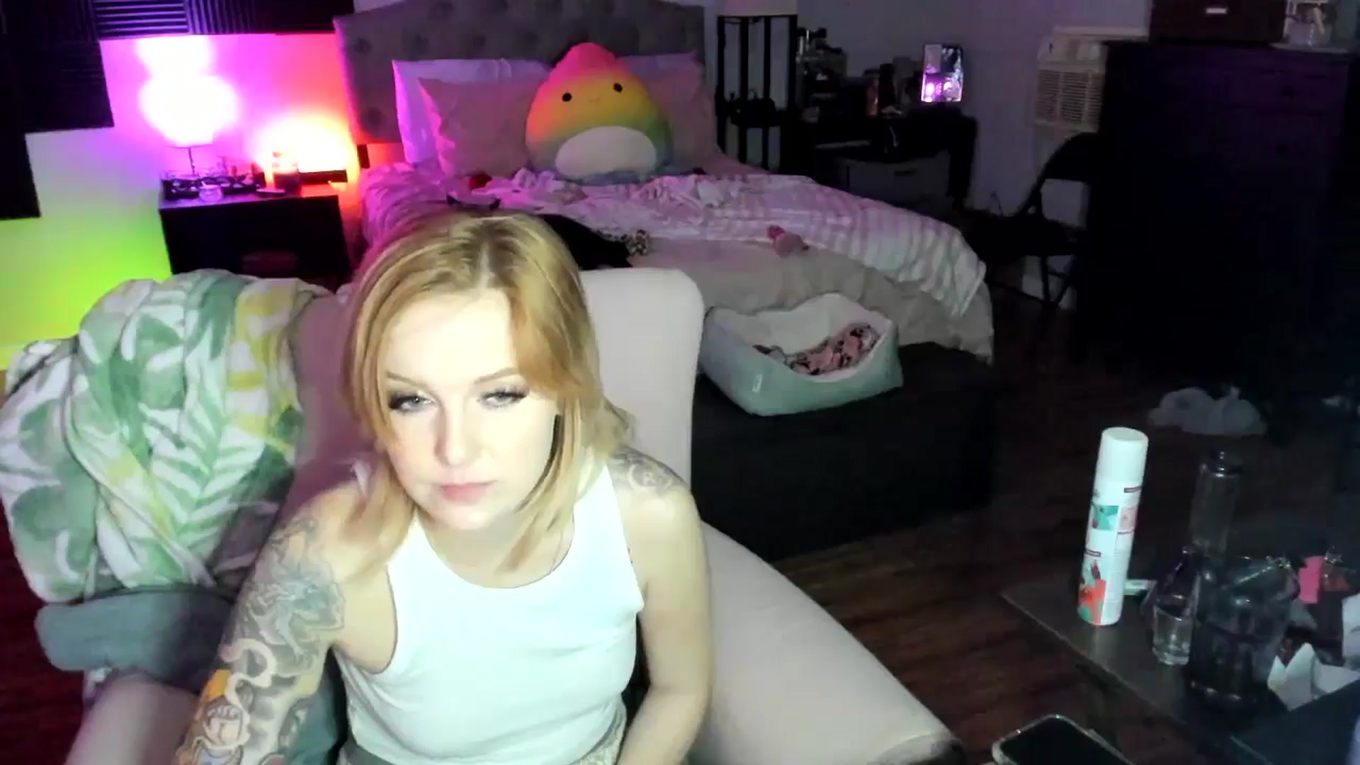 Gallery image thumbnail from LizzySmallz's myfreecams stream on, 04/30/2024, 11:36 image 9 of 20