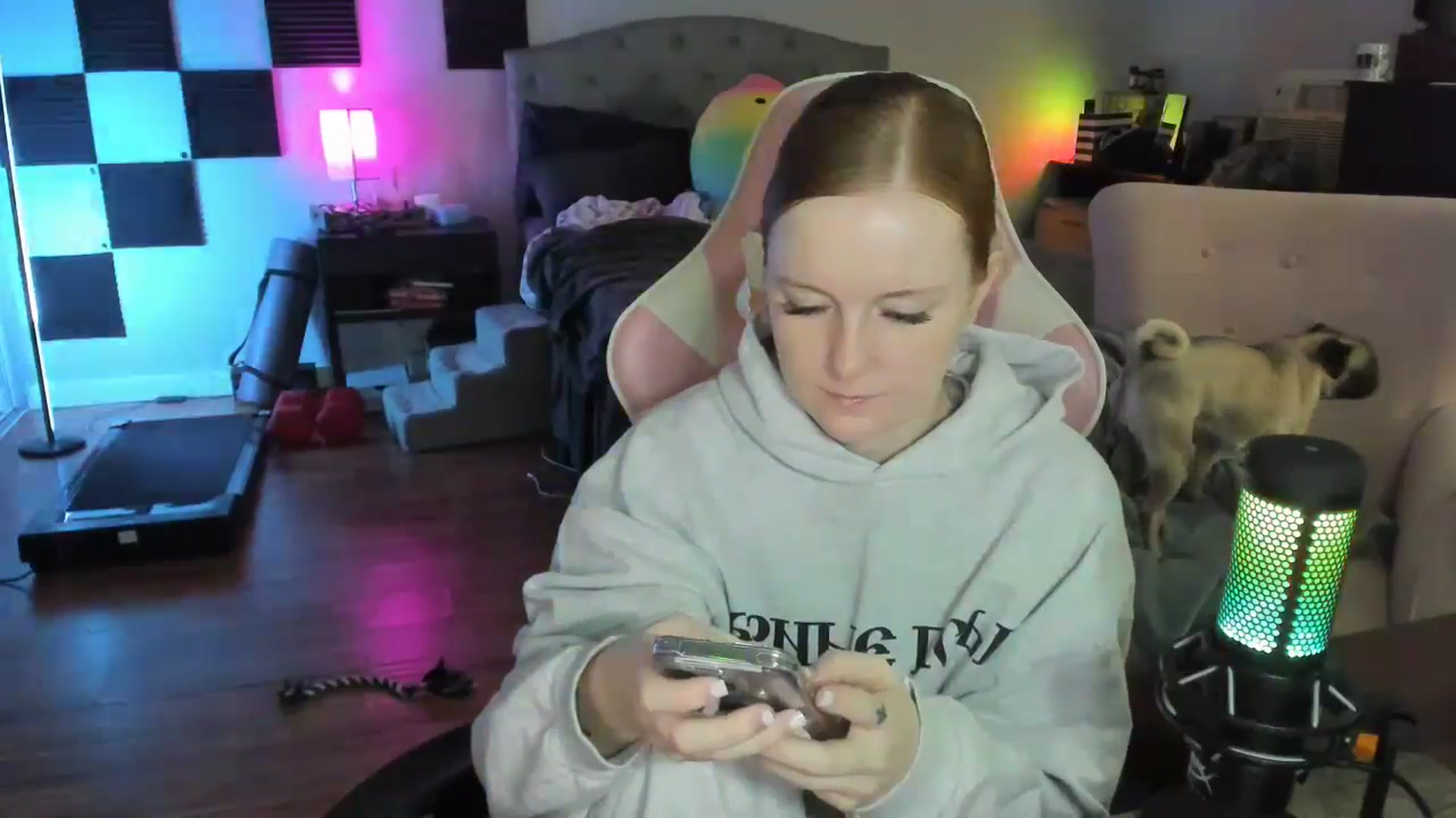Gallery image thumbnail from LizzySmallz's myfreecams stream on, 05/31/2024, 08:46 image 11 of 20