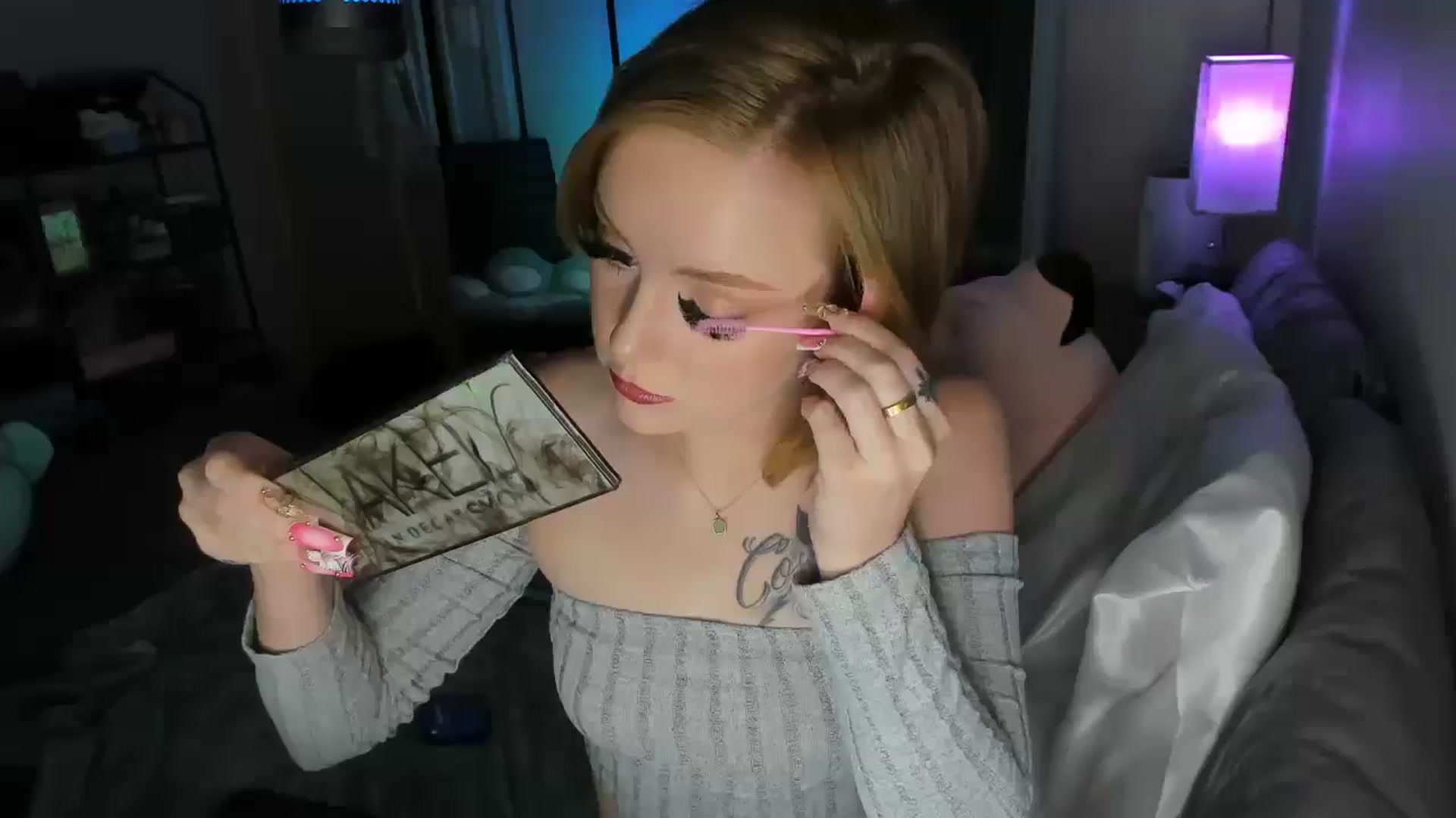 Gallery image thumbnail from LizzySmallz's myfreecams stream on, 07/14/2025, 05:01 image 14 of 20