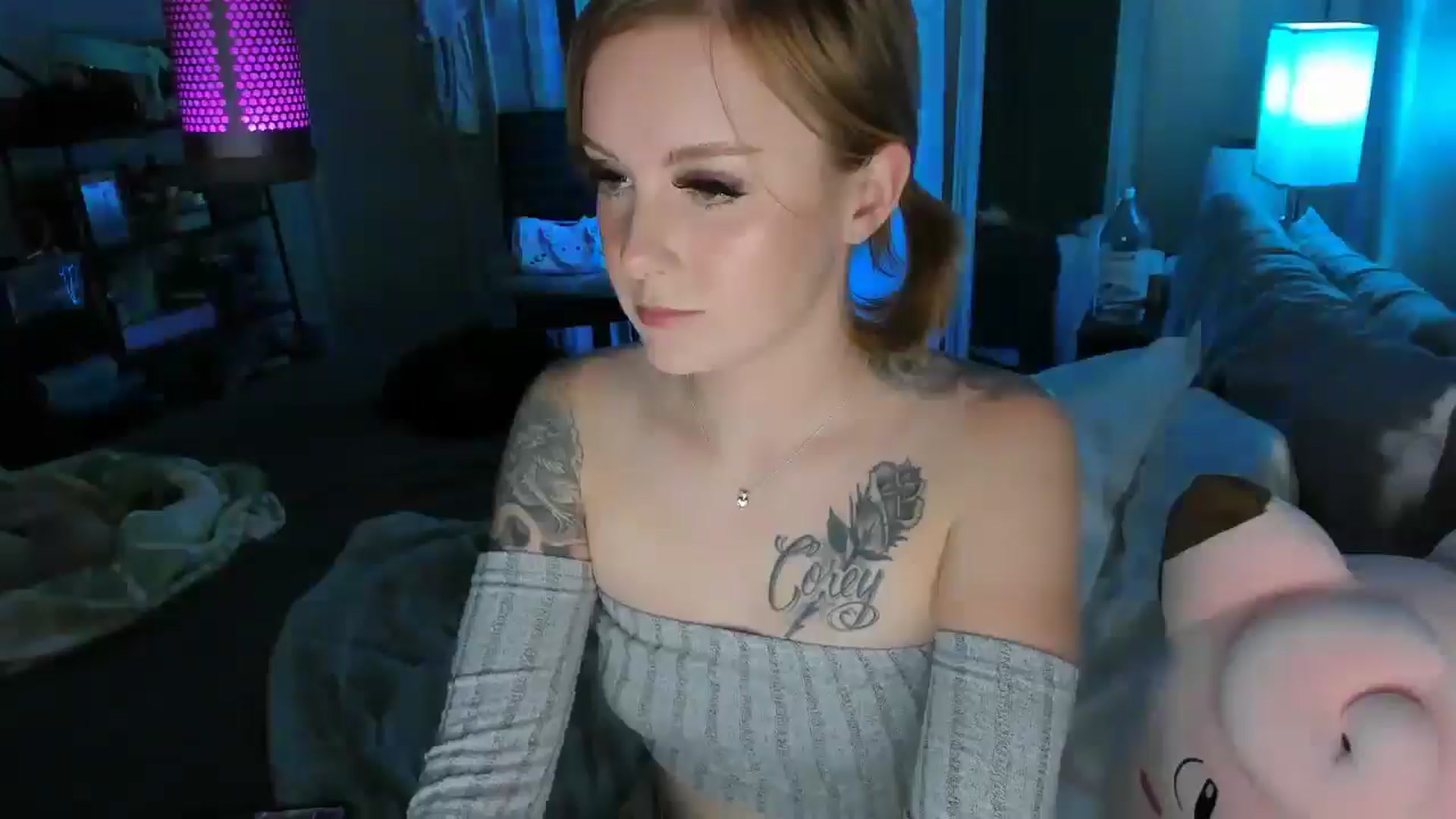 Gallery image thumbnail from LizzySmallz's myfreecams stream on, 07/16/2025, 07:14 image 18 of 20