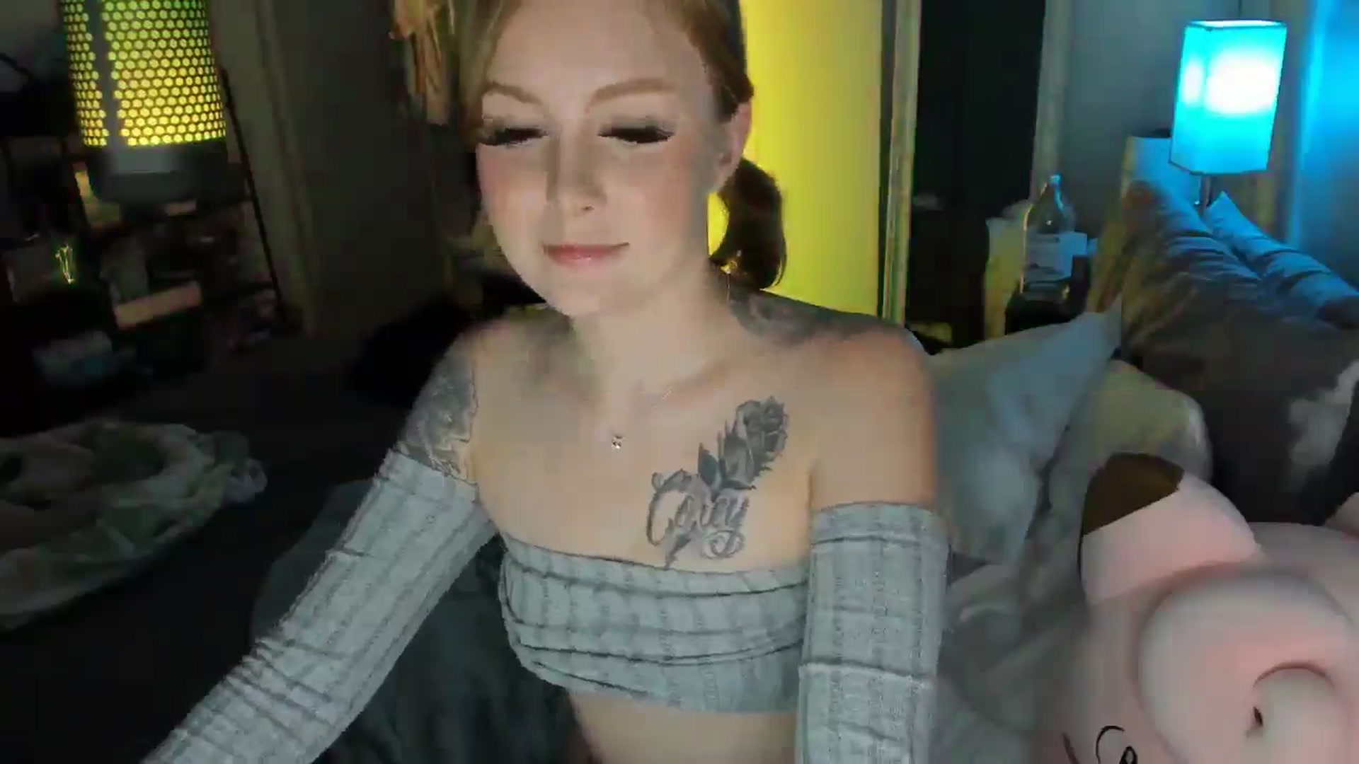 Gallery image thumbnail from LizzySmallz's myfreecams stream on, 07/16/2025, 07:14 image 10 of 20