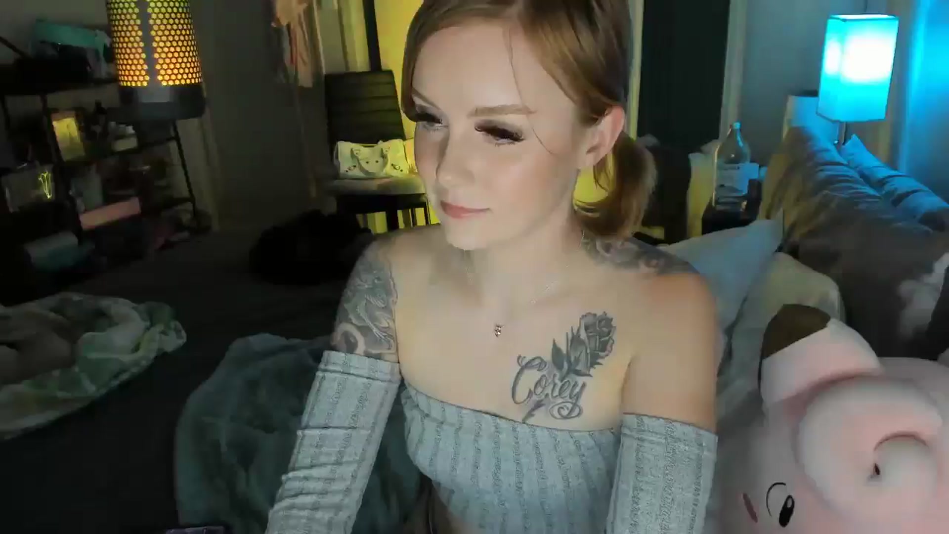 Gallery image thumbnail from LizzySmallz's myfreecams stream on, 07/16/2025, 07:14 image 20 of 20