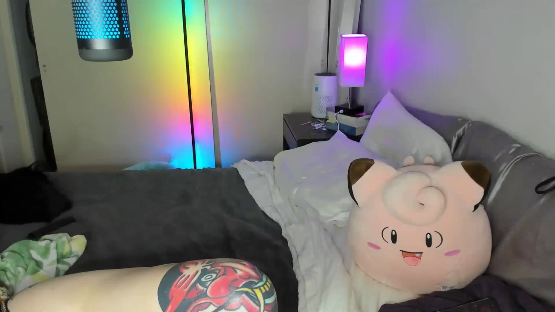 Gallery image thumbnail from LizzySmallz's myfreecams stream on, 07/21/2025, 06:59 image 1 of 20