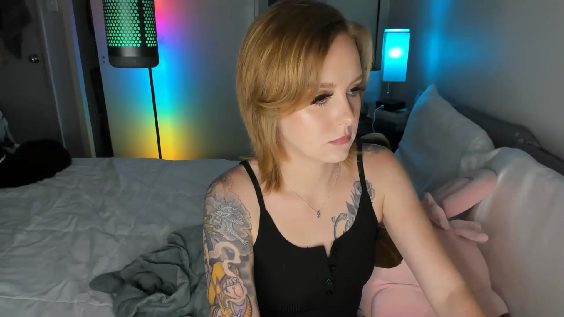 Gallery image thumbnail from LizzySmallz's myfreecams stream on, 07/26/2025, 07:36 image 2 of 20