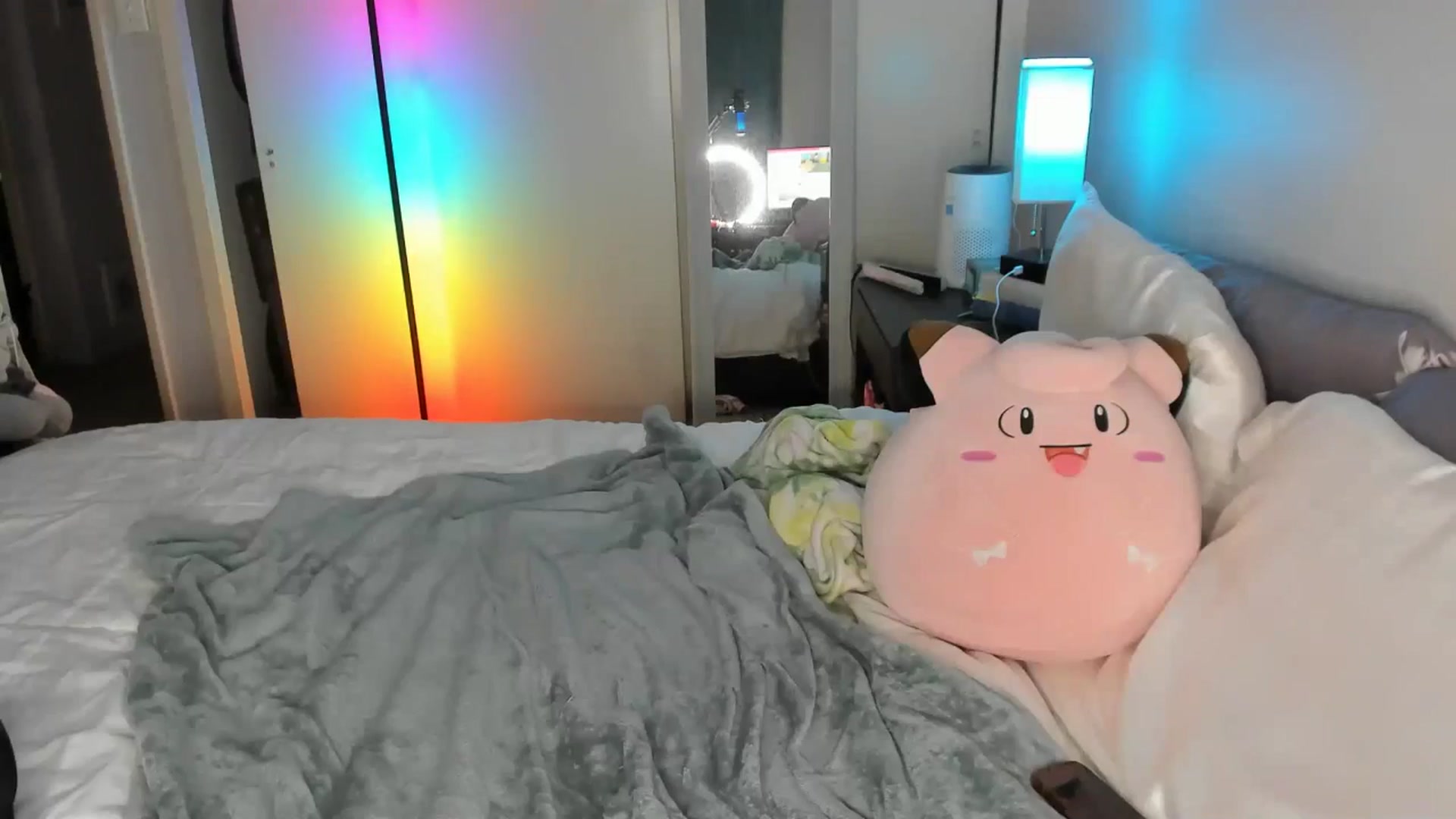 Gallery image thumbnail from LizzySmallz's myfreecams stream on, 07/26/2025, 10:41 image 5 of 20