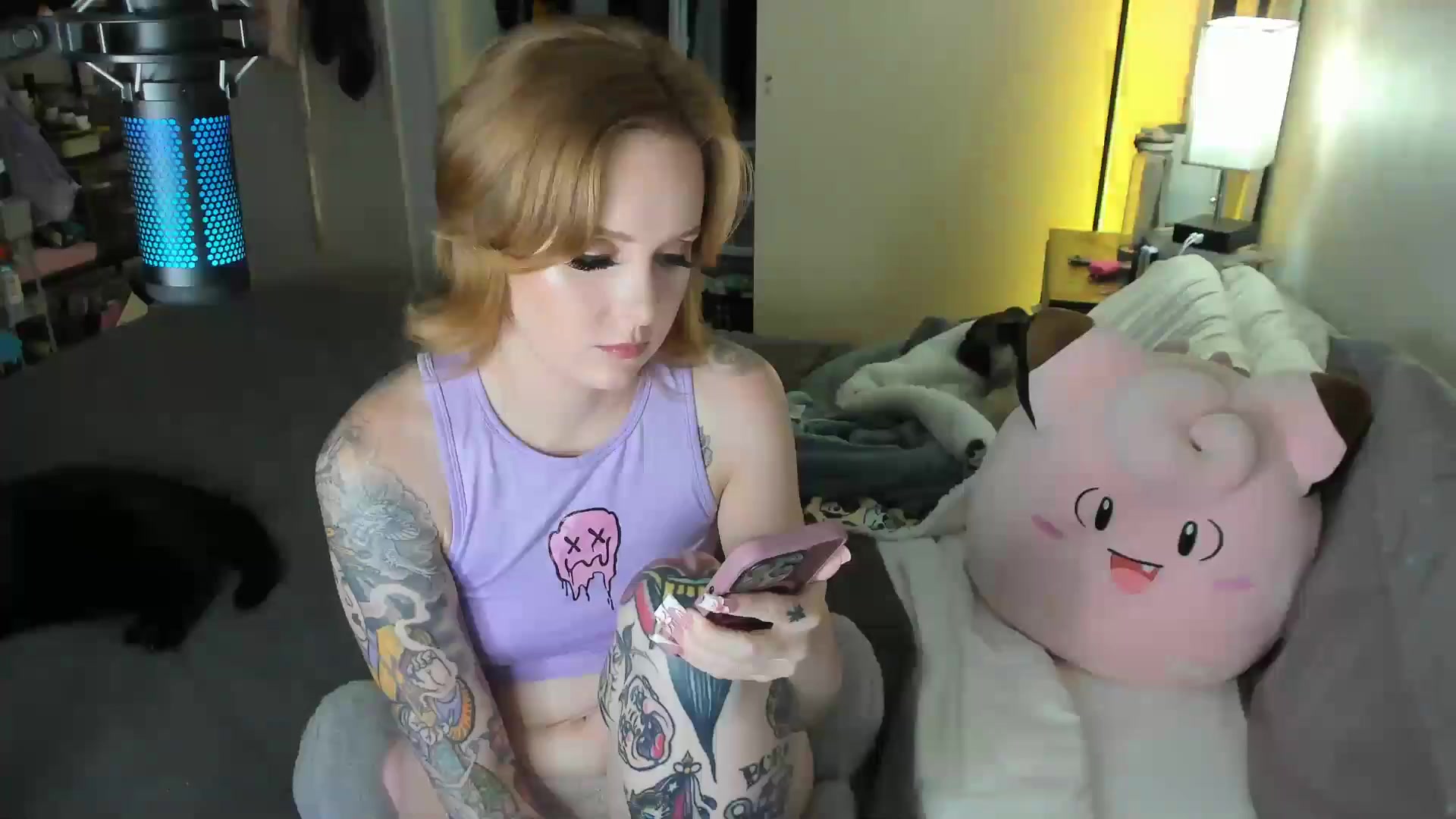 Gallery image thumbnail from LizzySmallz's myfreecams stream on, 08/18/2025, 06:08 image 20 of 20