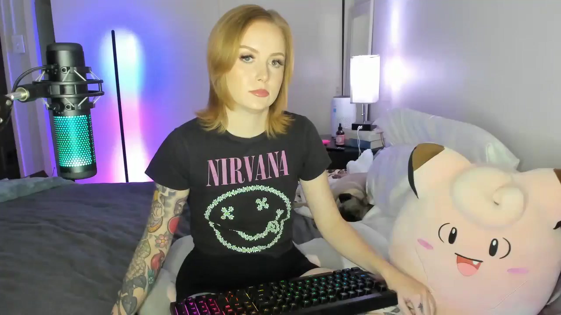 Gallery image thumbnail from LizzySmallz's myfreecams stream on, 08/21/2025, 07:43 image 1 of 20