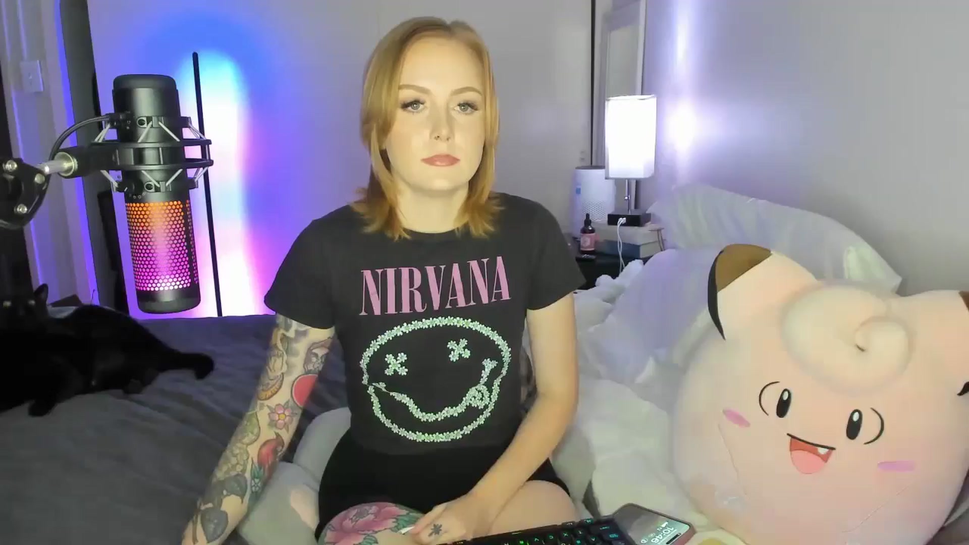 Gallery image thumbnail from LizzySmallz's myfreecams stream on, 08/21/2025, 07:43 image 7 of 20