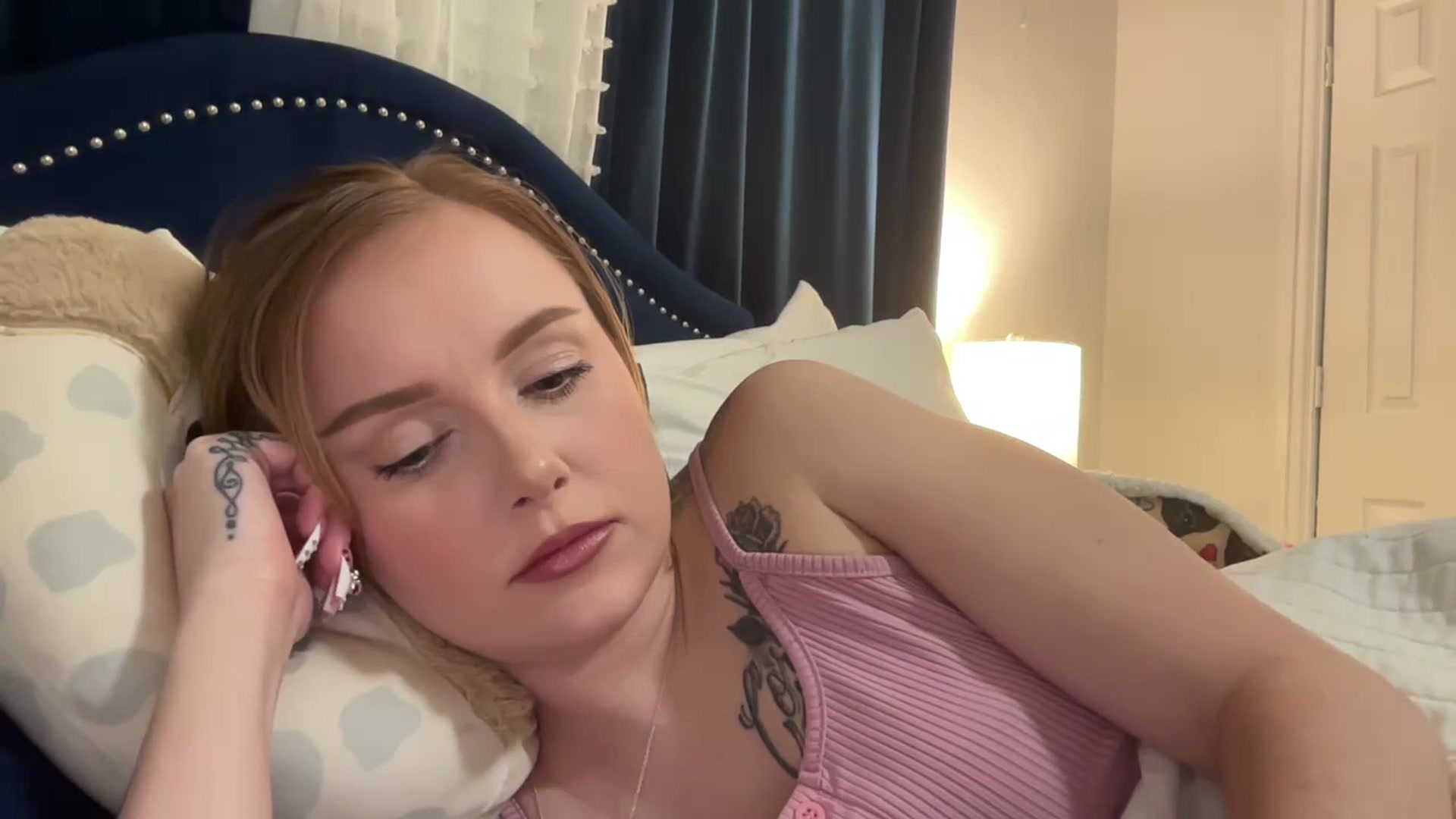 Gallery image thumbnail from LizzySmallz's myfreecams stream on, 09/15/2025, 09:31 image 19 of 20